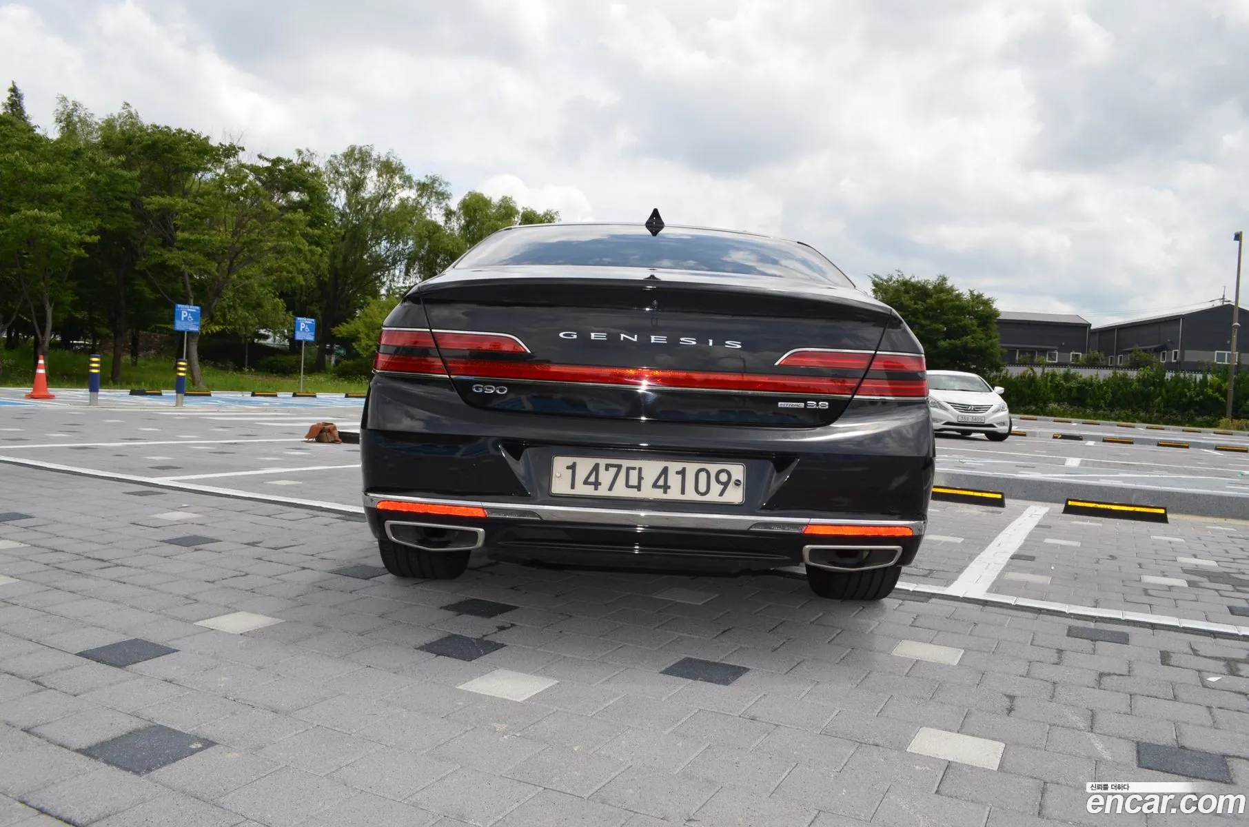 Genesis G90 2019 — 3