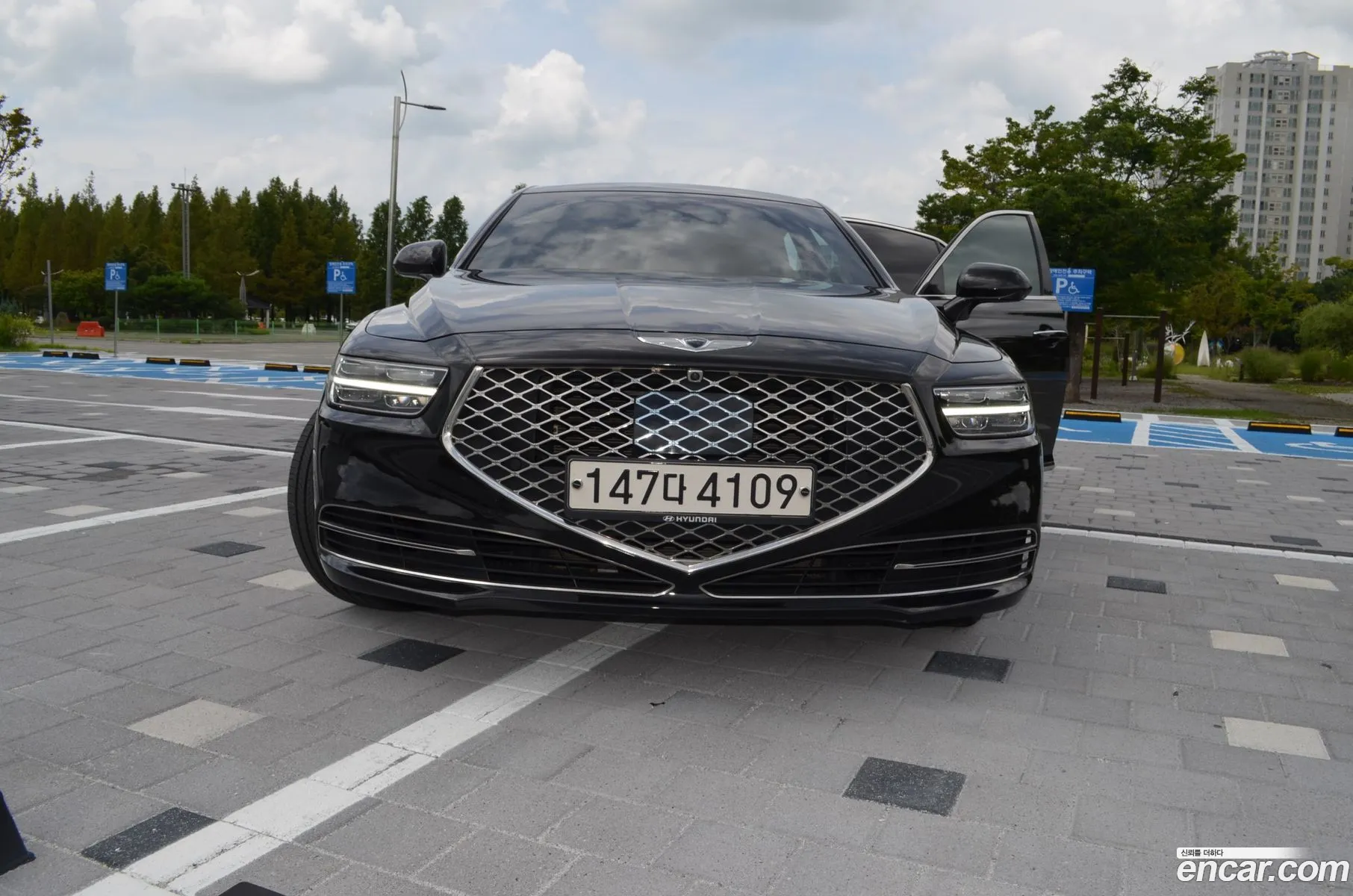 Genesis G90 2019 — 19