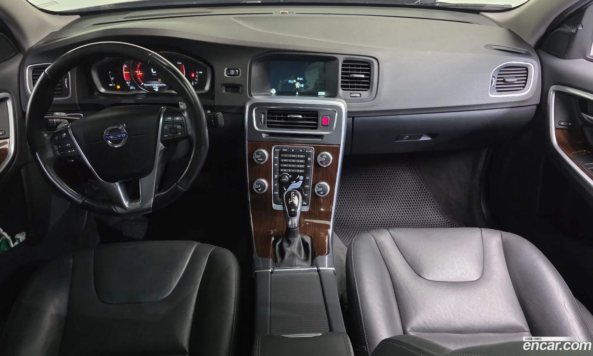 Volvo S60 2016 YV1FSA8BDG2408800 — 13