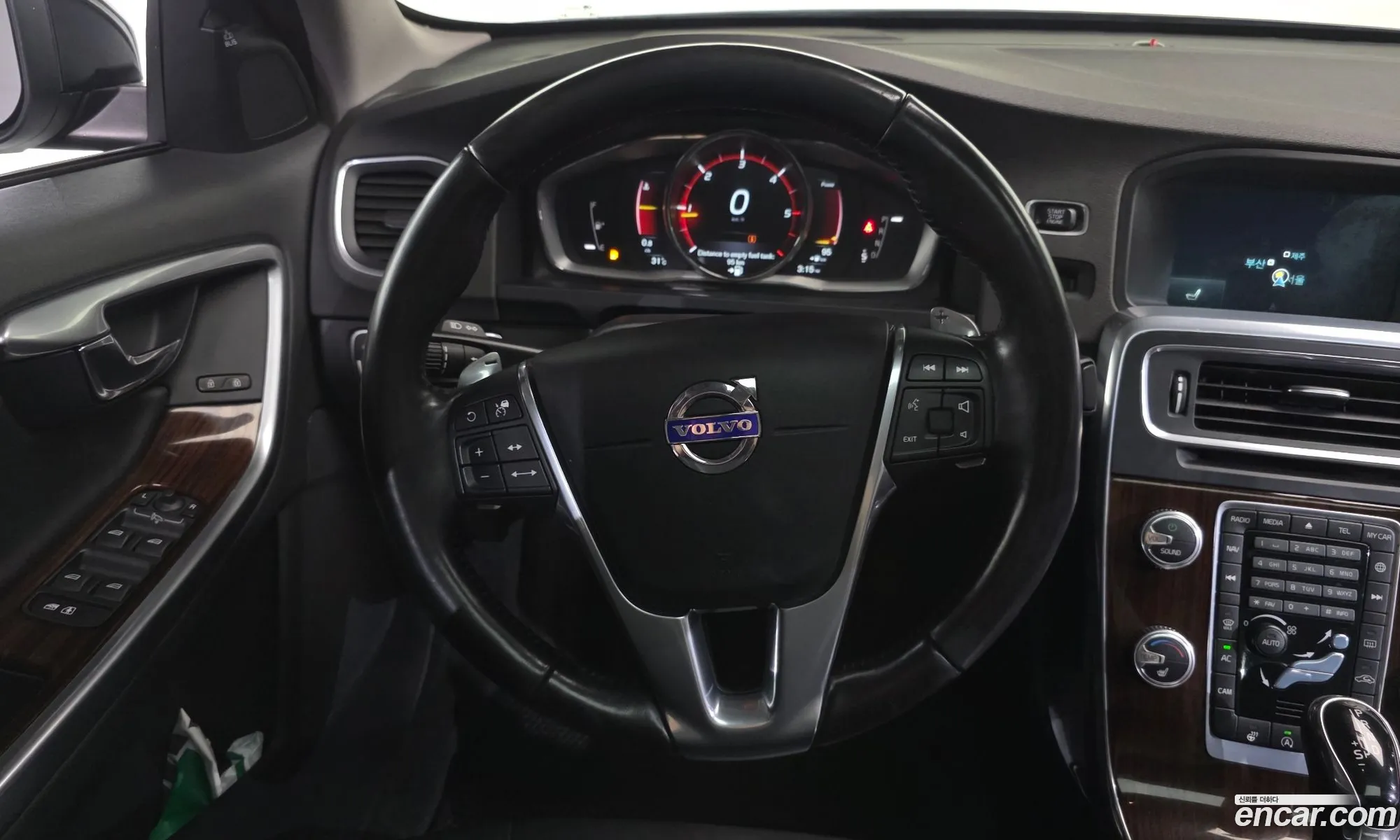 Volvo S60 2016 YV1FSA8BDG2408800 — 10