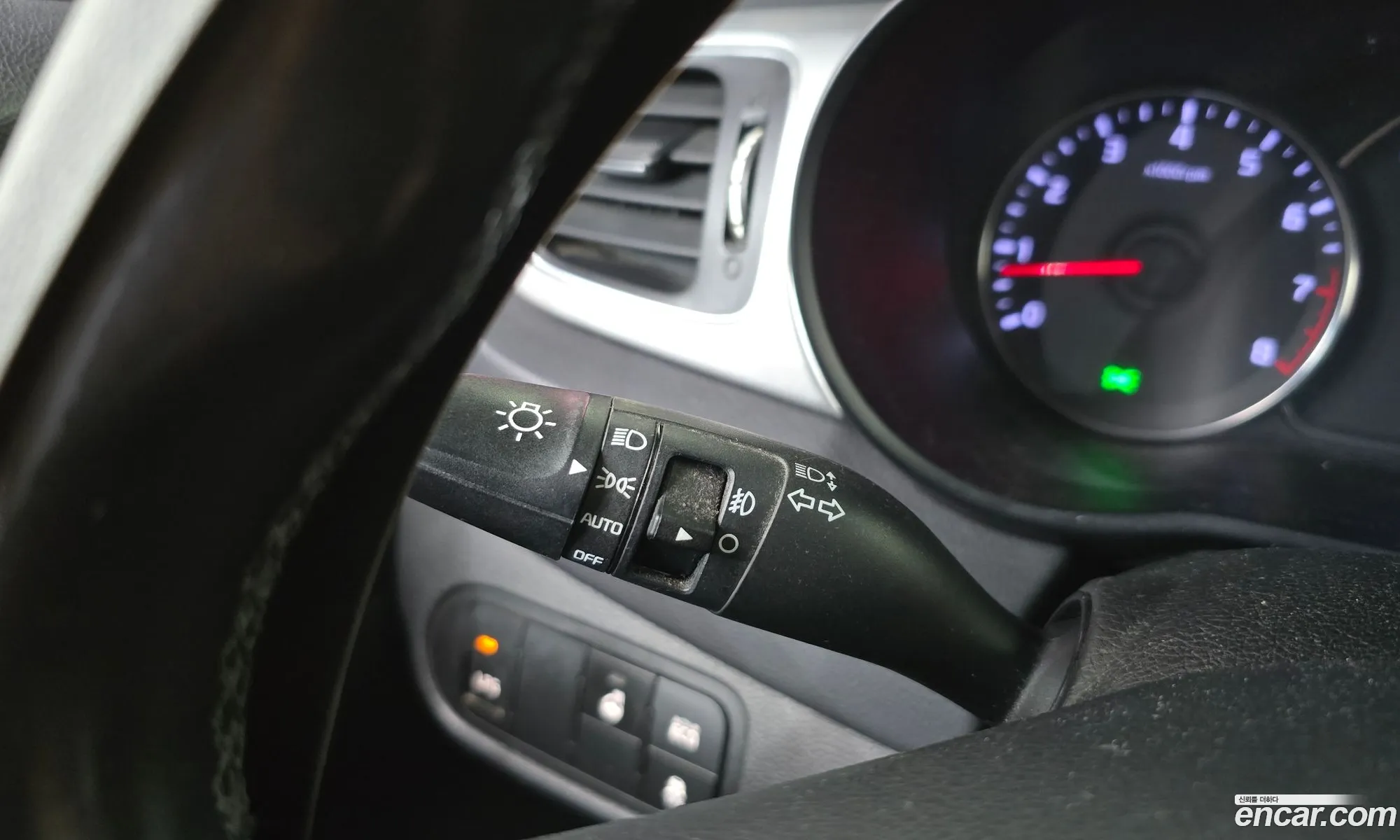 Kia Carens 2014 — 9