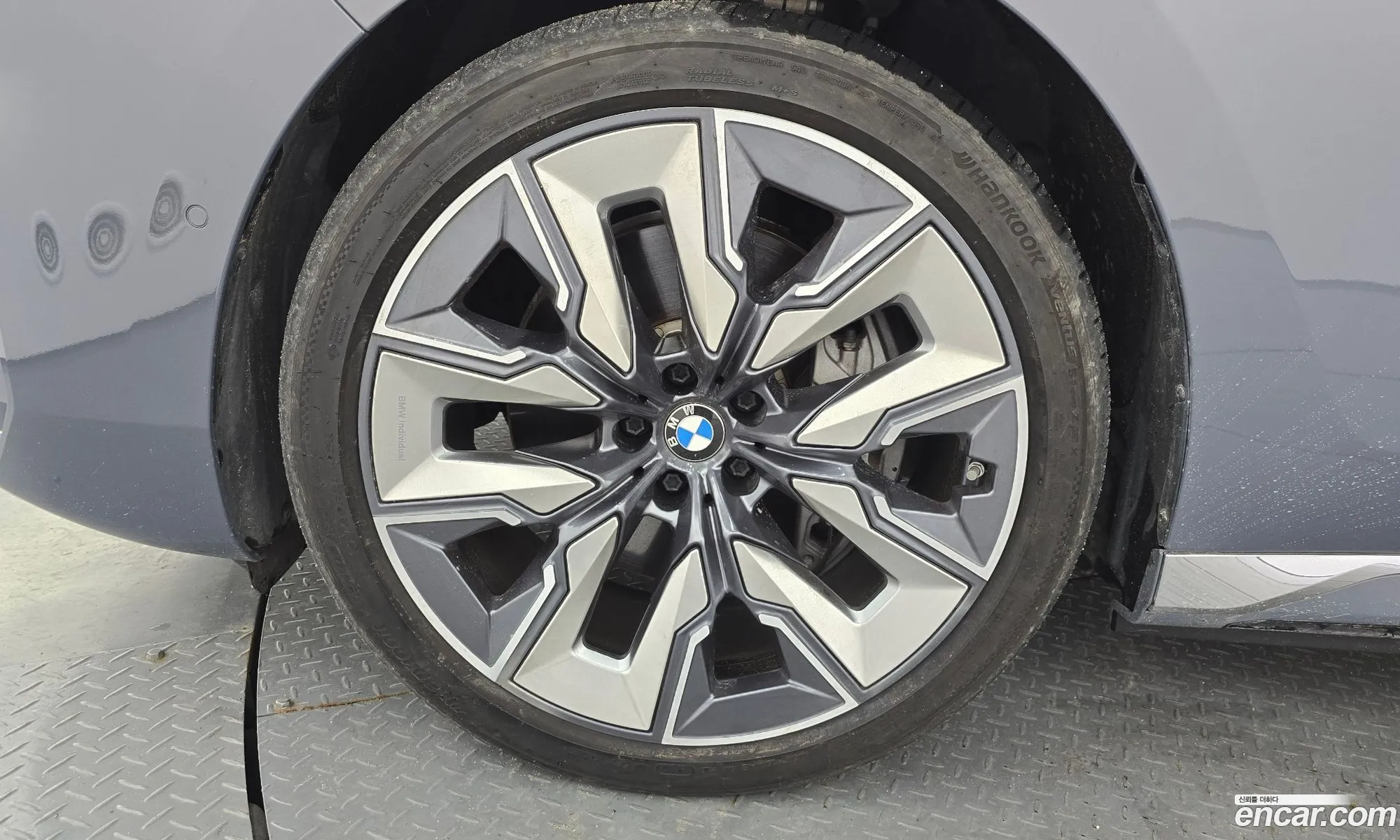 BMW i7 2023 — 3