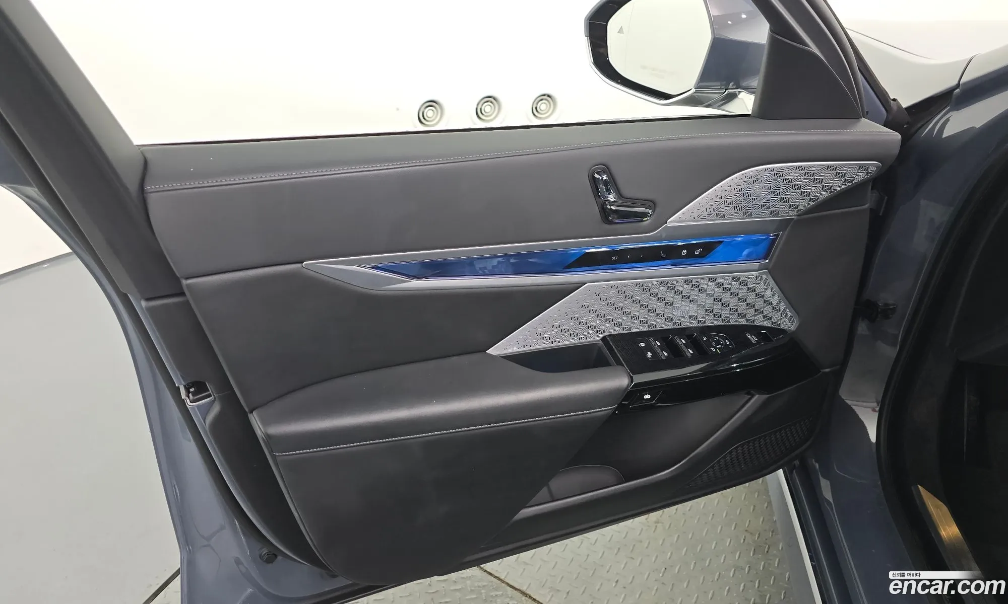 BMW i7 2023 — 33