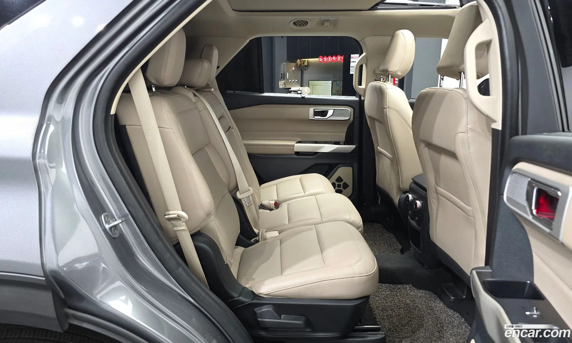 Ford Explorer 6th Gen 2021 1FMSK8FH4MGC25478 — 4