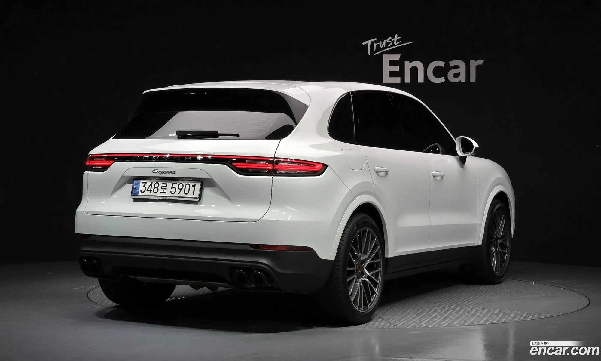 Porsche Cayenne 2022 — 21