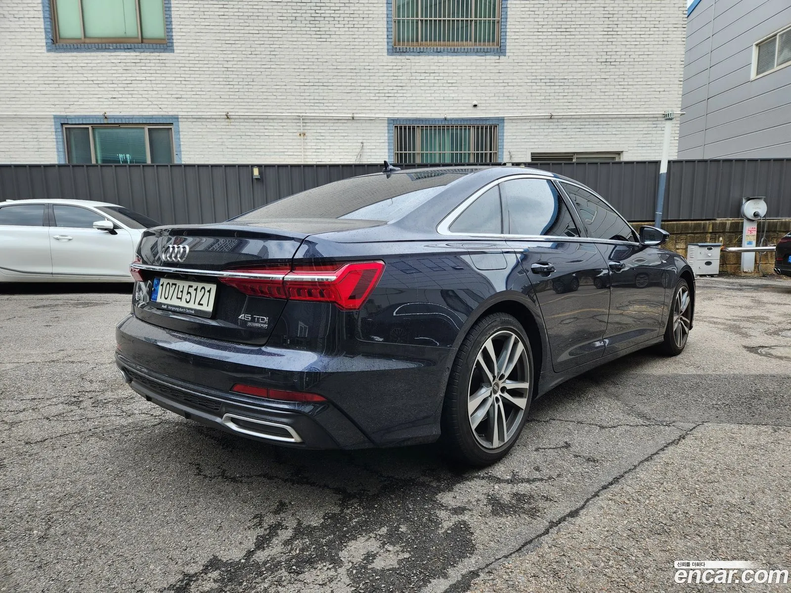 Audi A6 2021 — 14