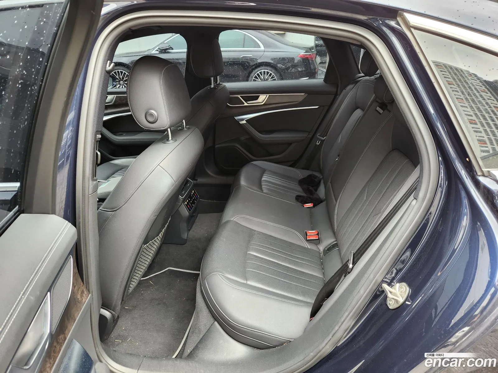 Audi A6 2021 — 2