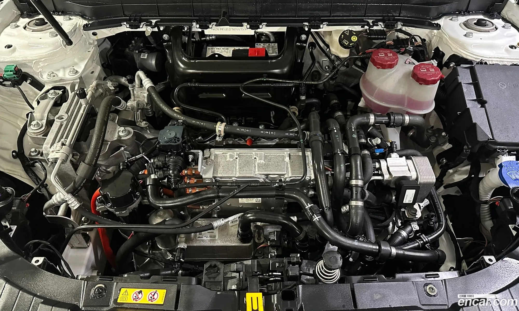 Mercedes-Benz EQB X243 2023 — 12