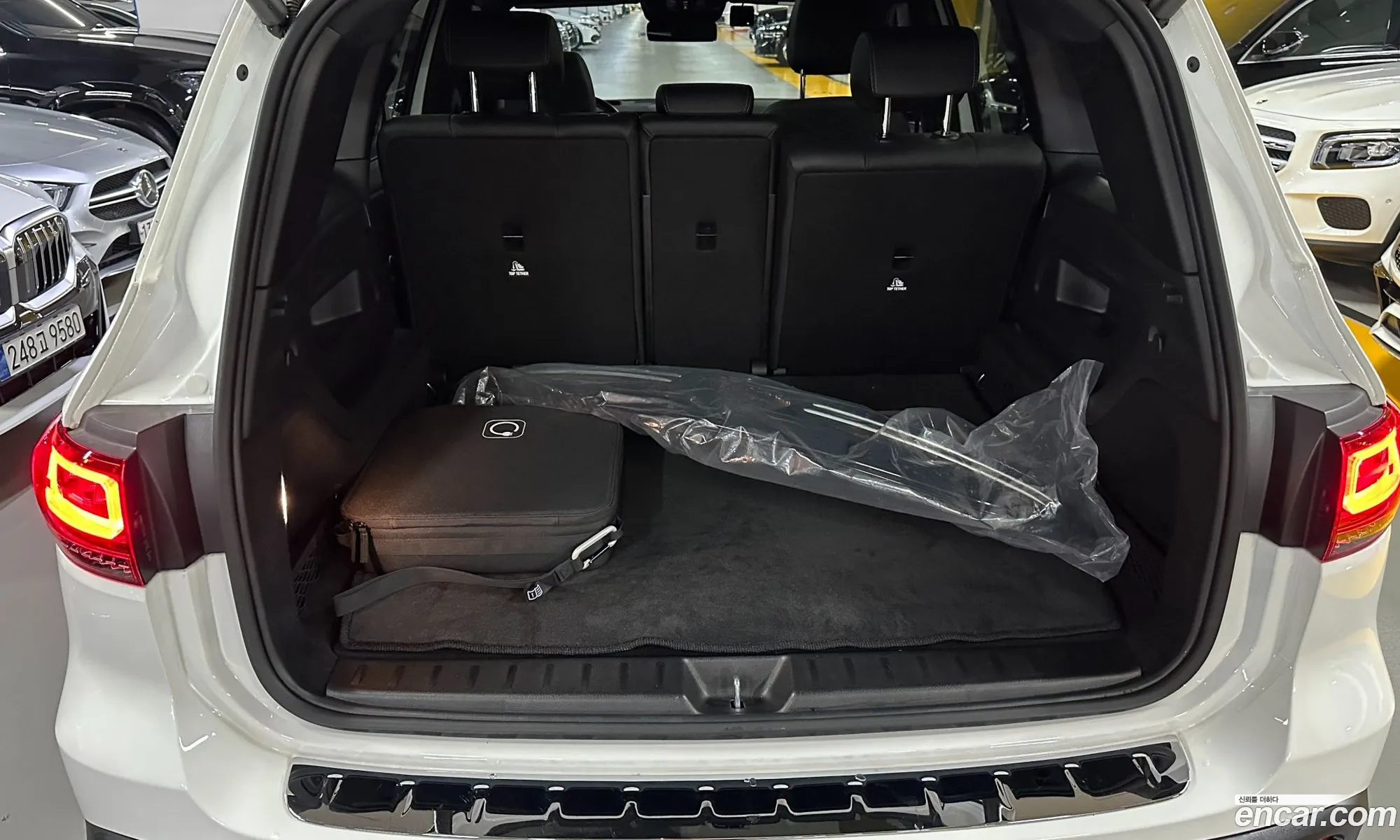 Mercedes-Benz EQB X243 2023 — 9