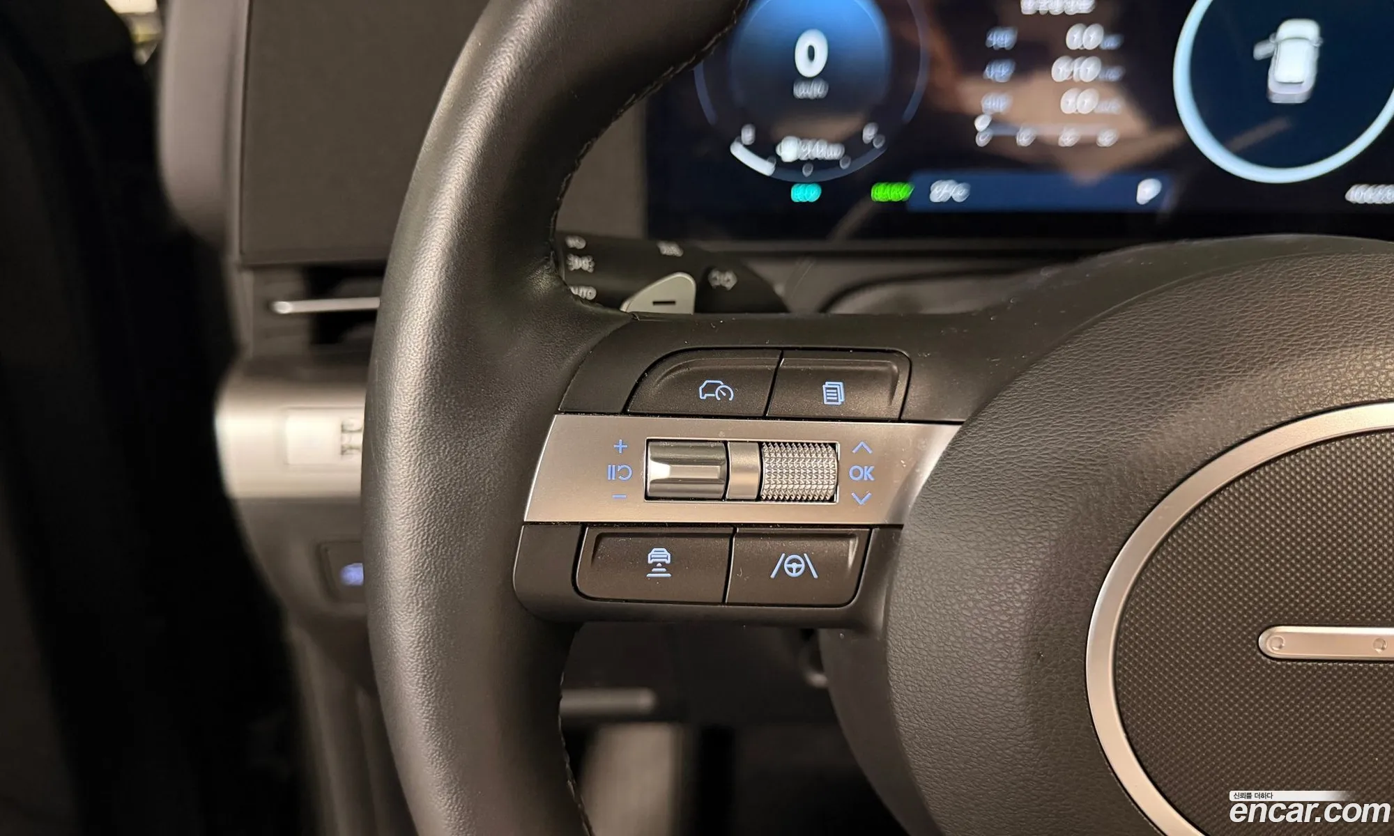 Hyundai Kona Hybrid 2024 — 7