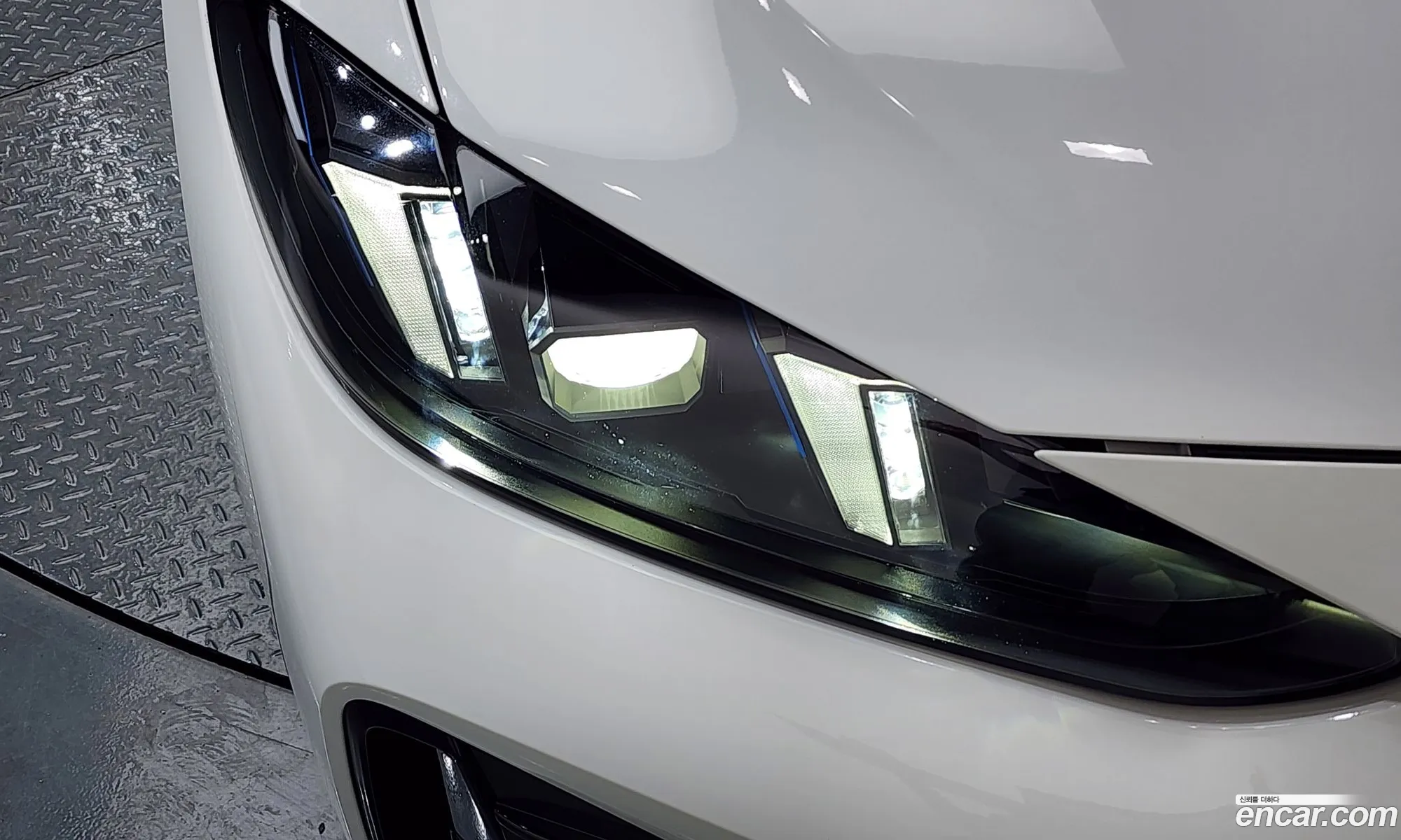 BMW 4 Series 2025 WBA21DB06TCV92563 — 23