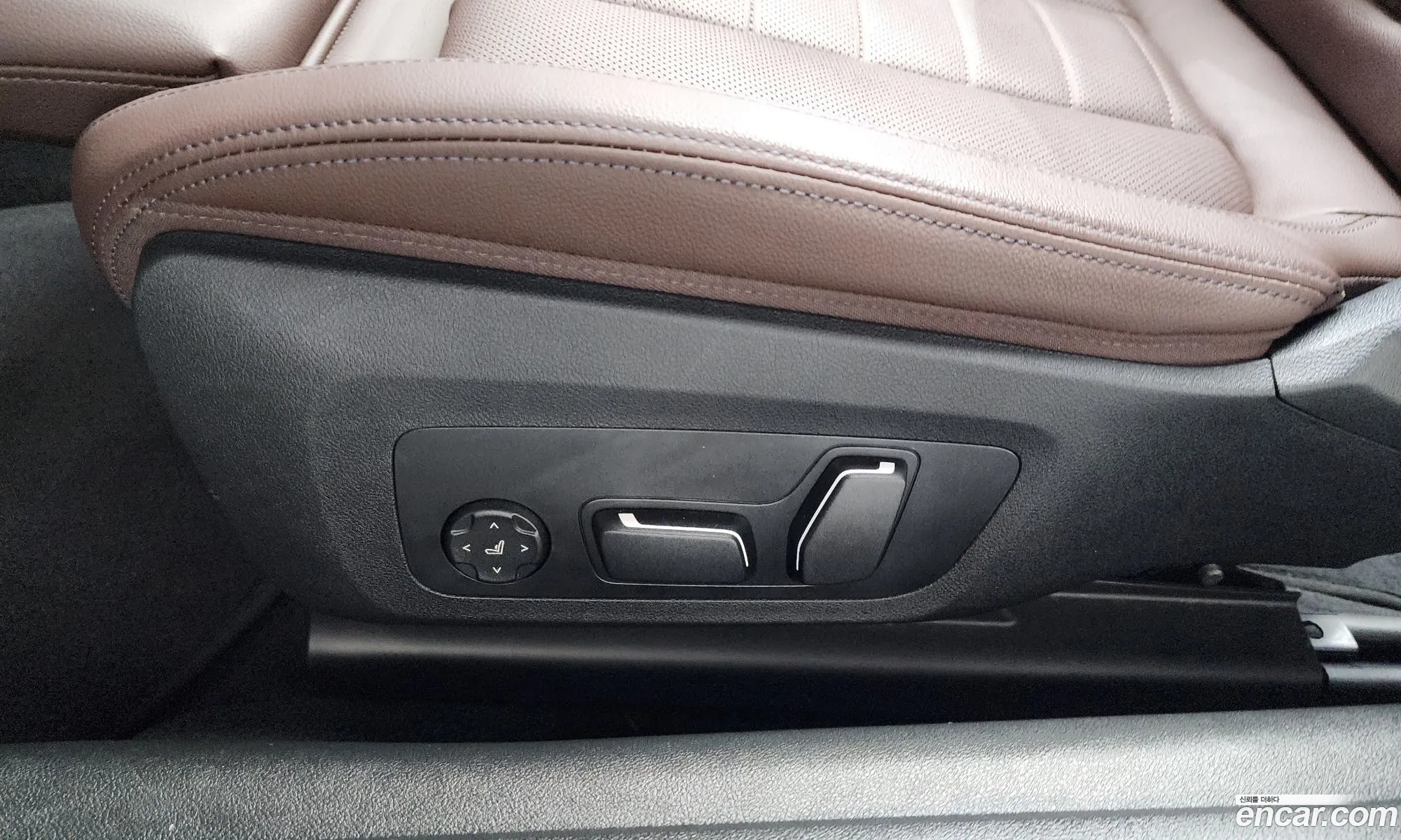 BMW 4 Series 2025 WBA21DB06TCV92563 — 27