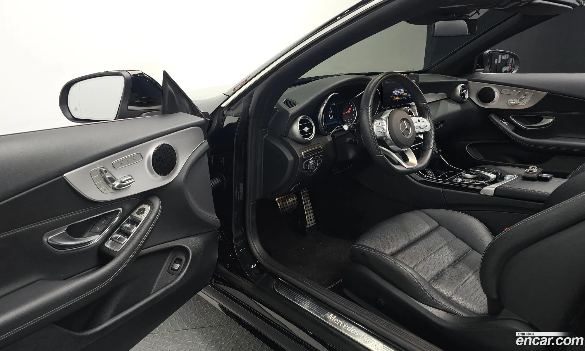 Mercedes-Benz C-Class W205 2019 — 19