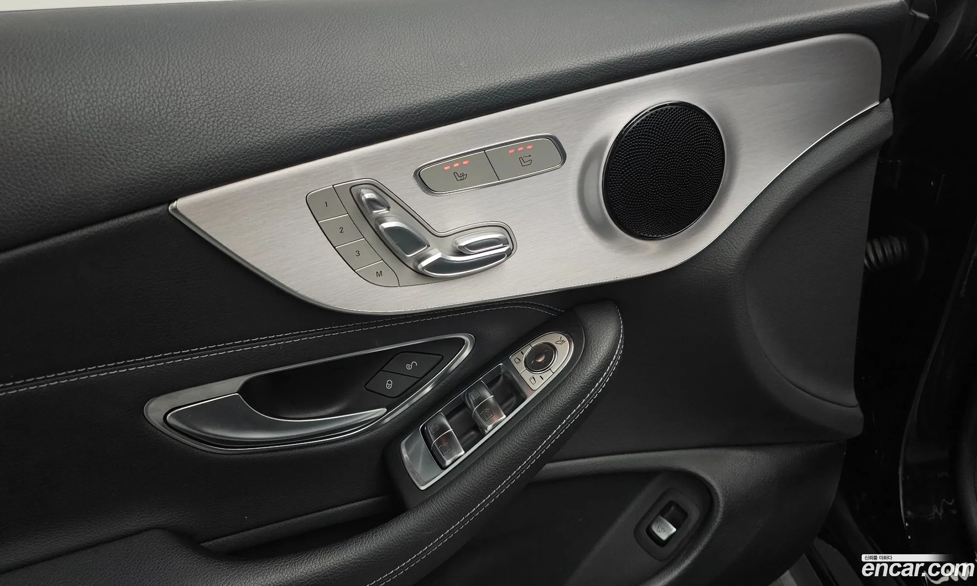 Mercedes-Benz C-Class W205 2019 — 28