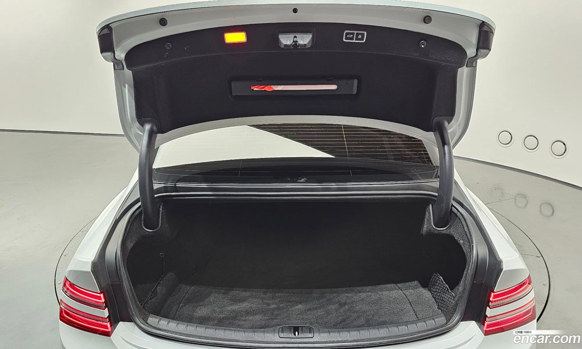 Genesis G80 2024 — 24