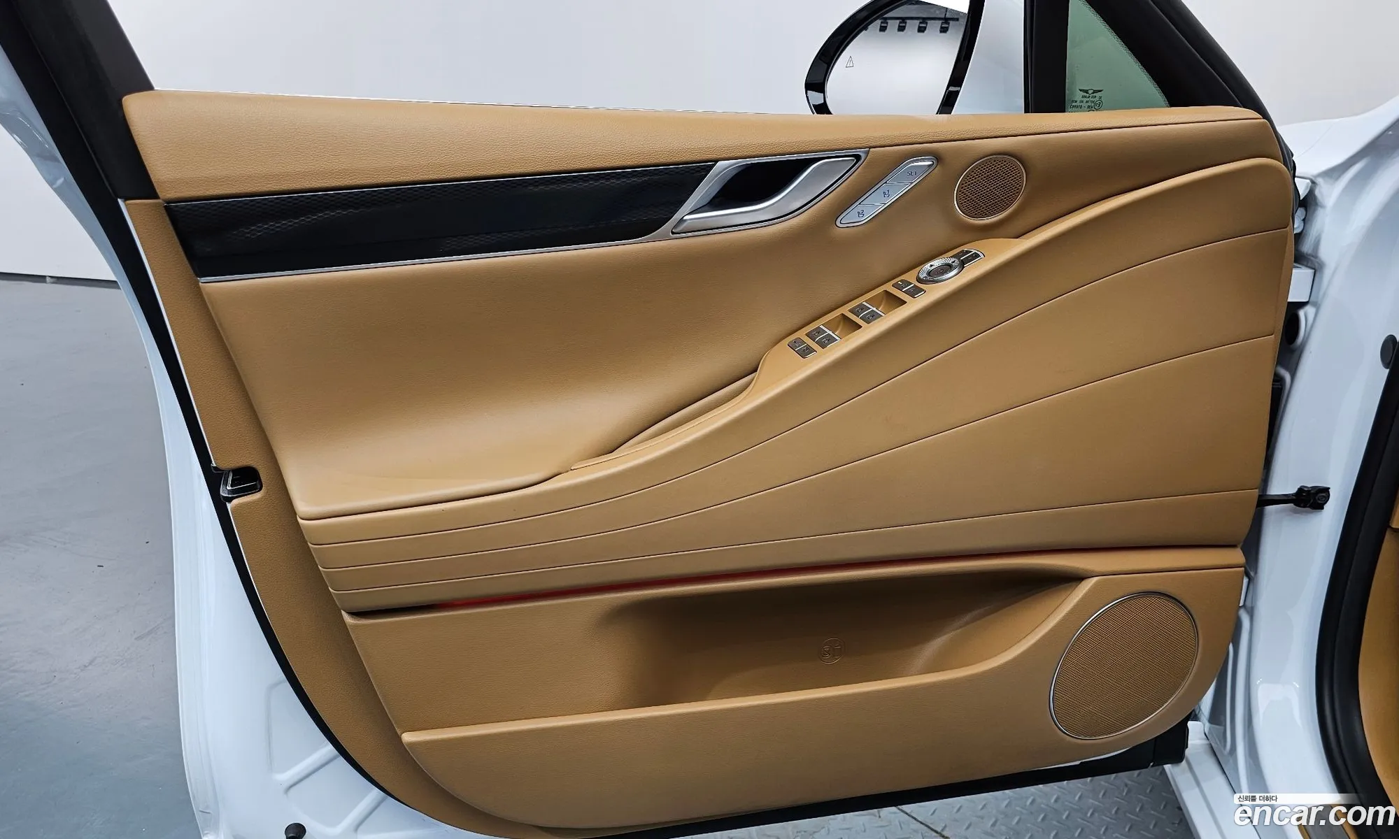 Genesis G80 2024 — 16