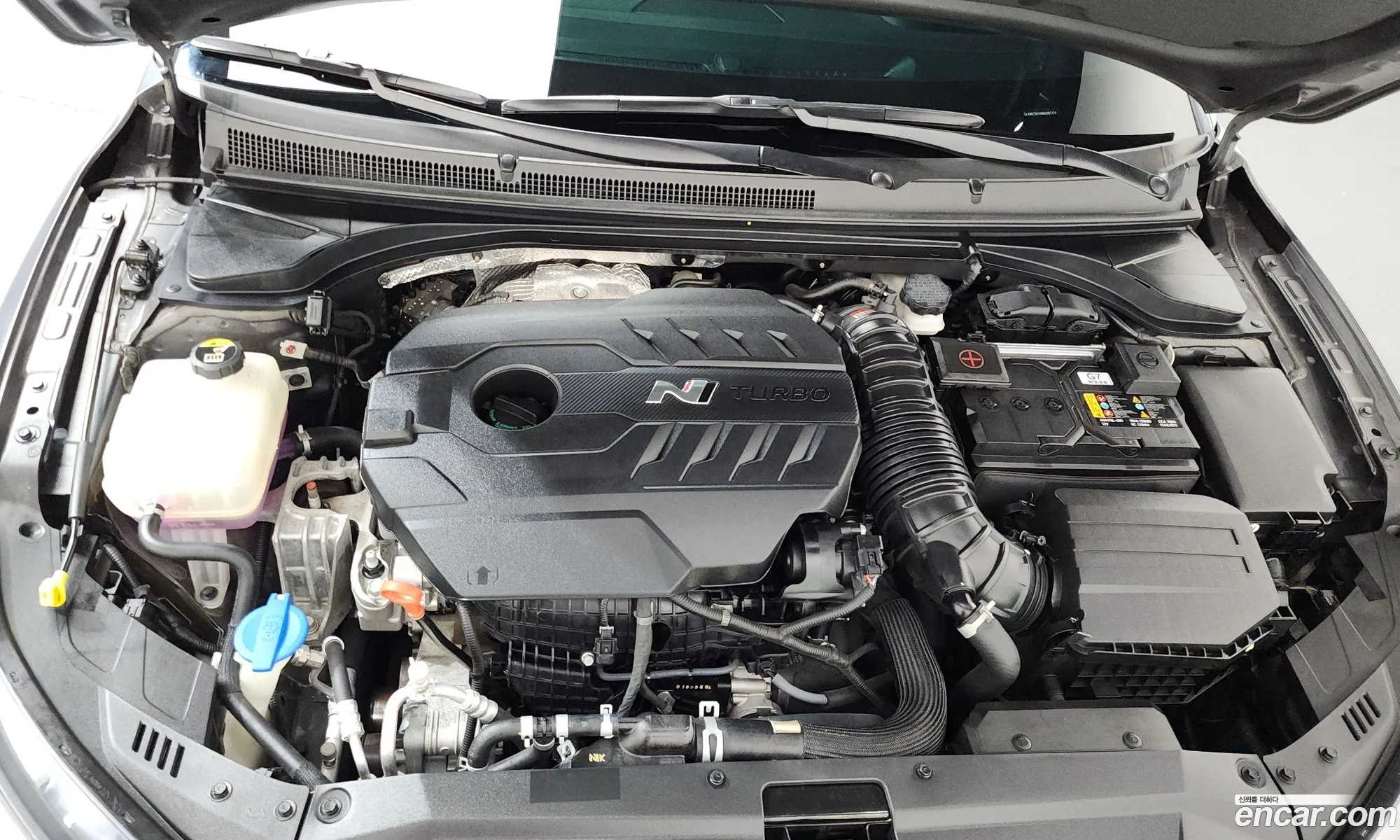 Hyundai Veloster 2018 — 16