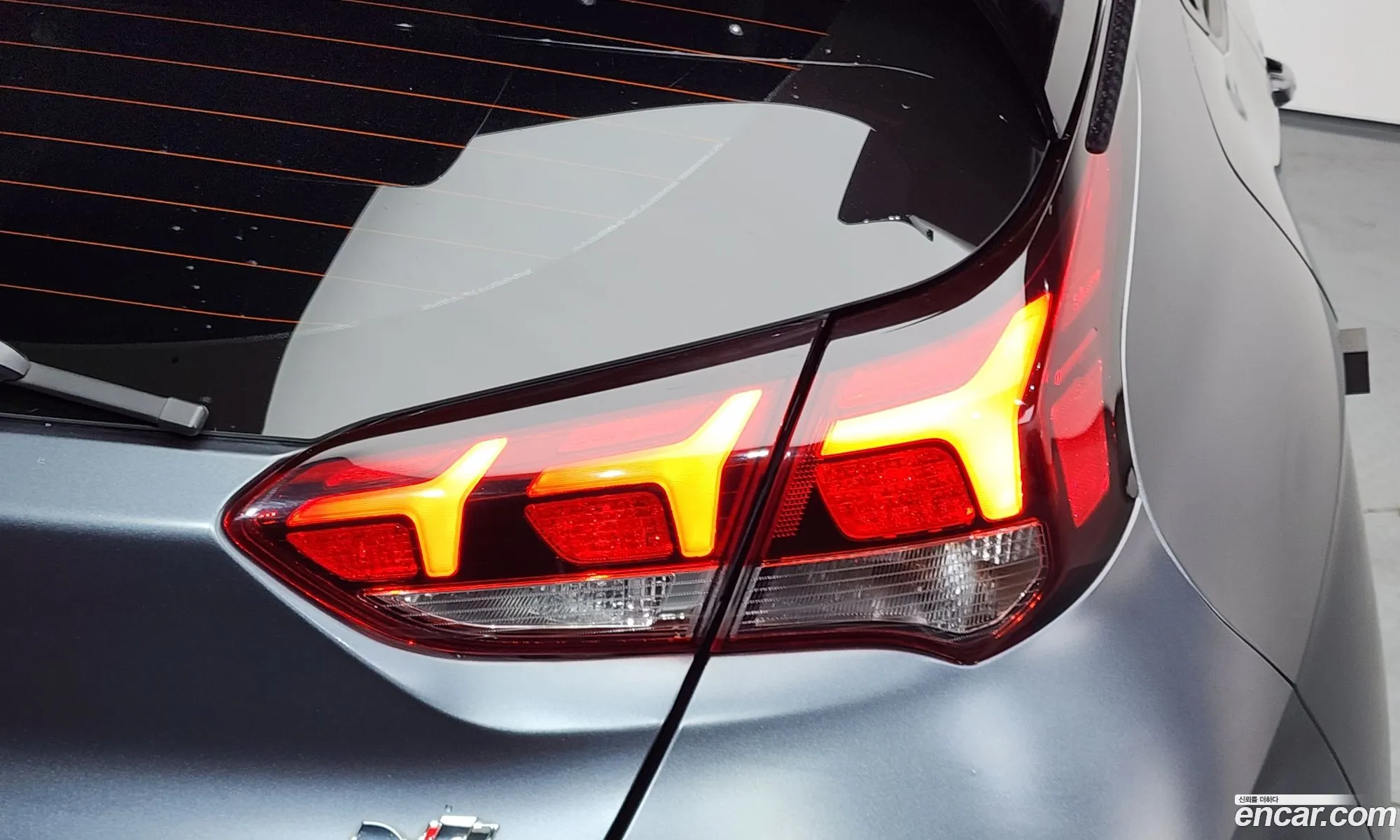 Hyundai Veloster 2018 — 10