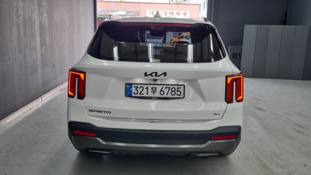 Kia Sorento 2025 — 8