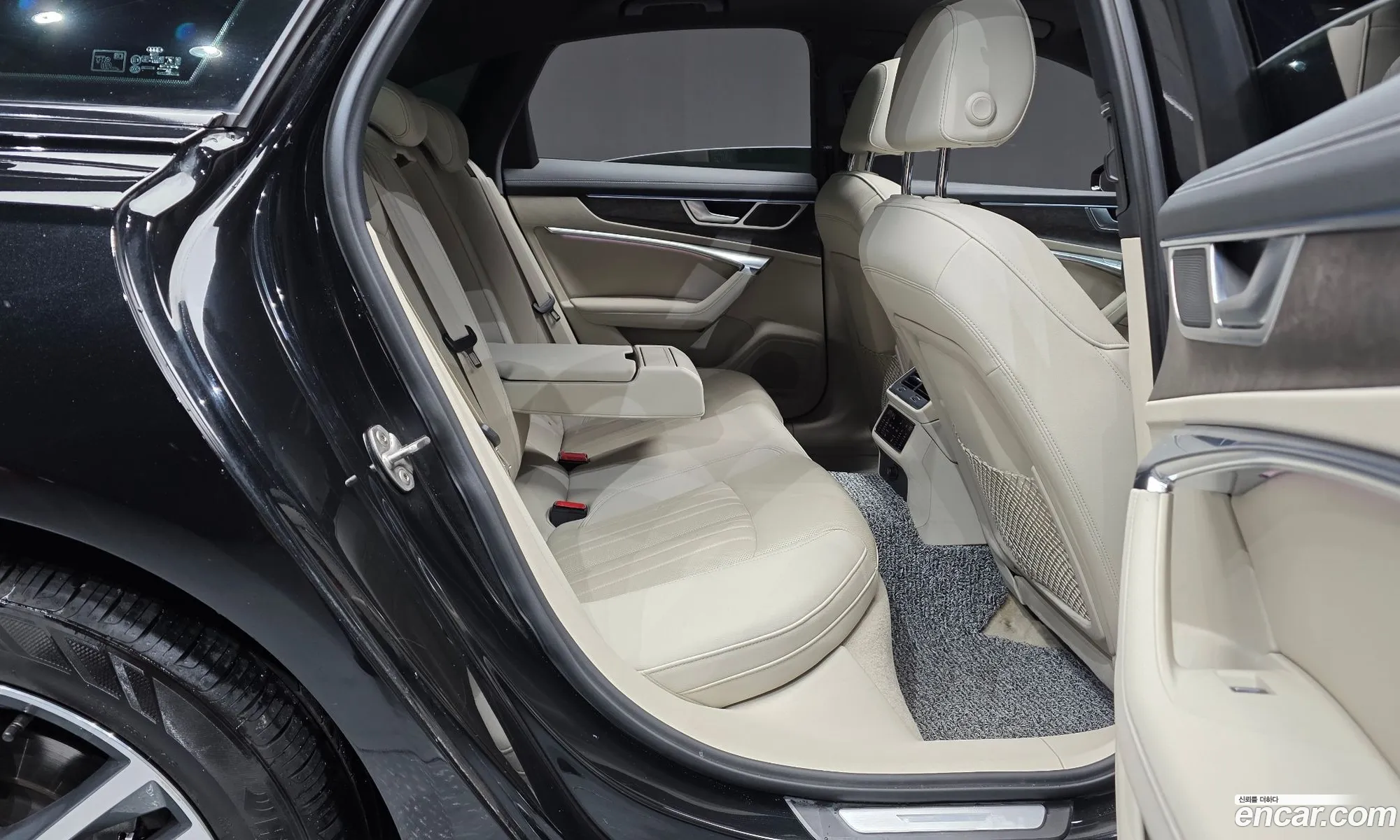 Audi A6 2021 WAUZZZF21MN020306 — 4