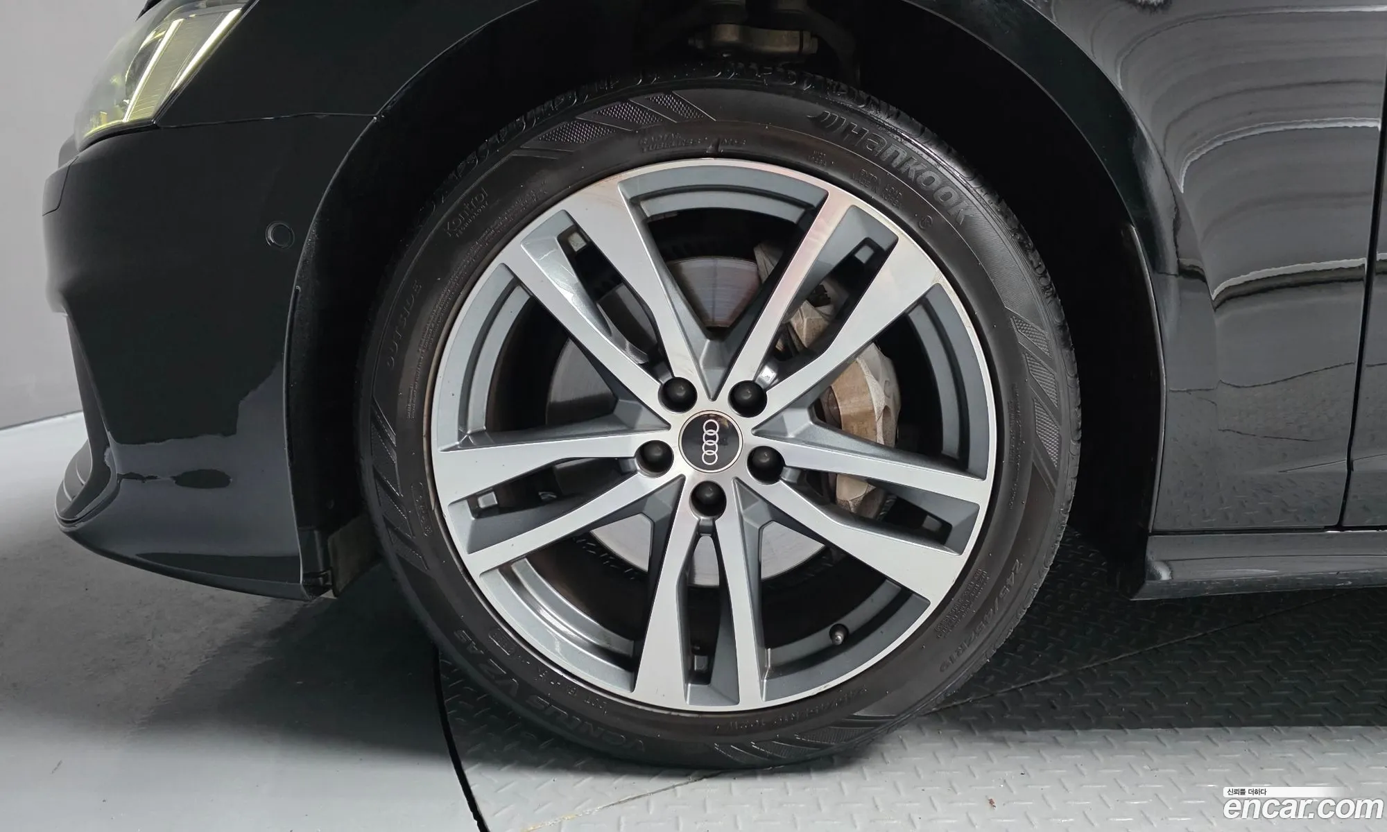 Audi A6 2021 WAUZZZF21MN020306 — 6