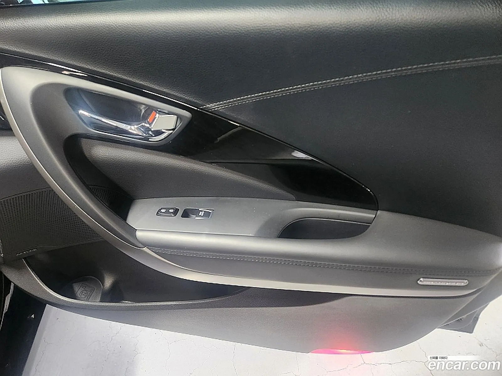 Hyundai Grandeur HG 2016 — 3