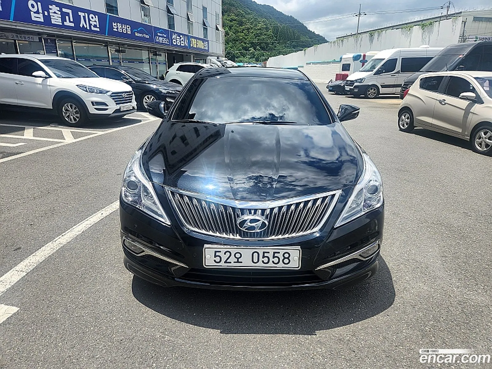Hyundai Grandeur HG 2016 — 19