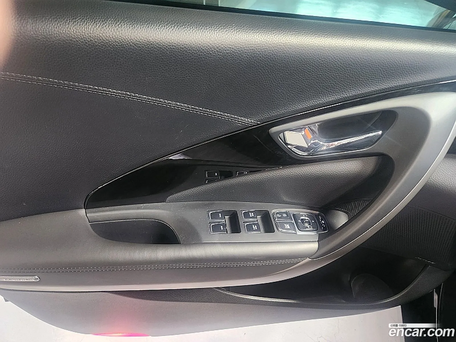 Hyundai Grandeur HG 2016 — 16