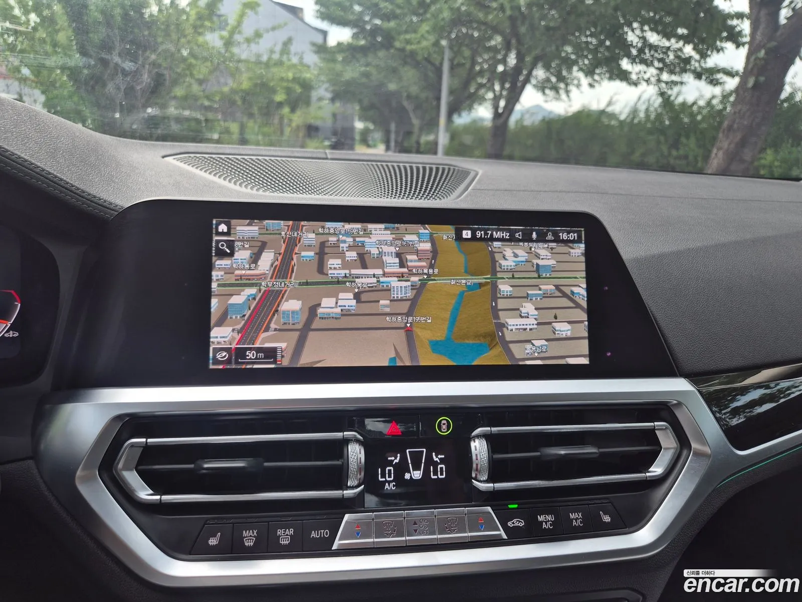 BMW 3 Series 2019 — 7