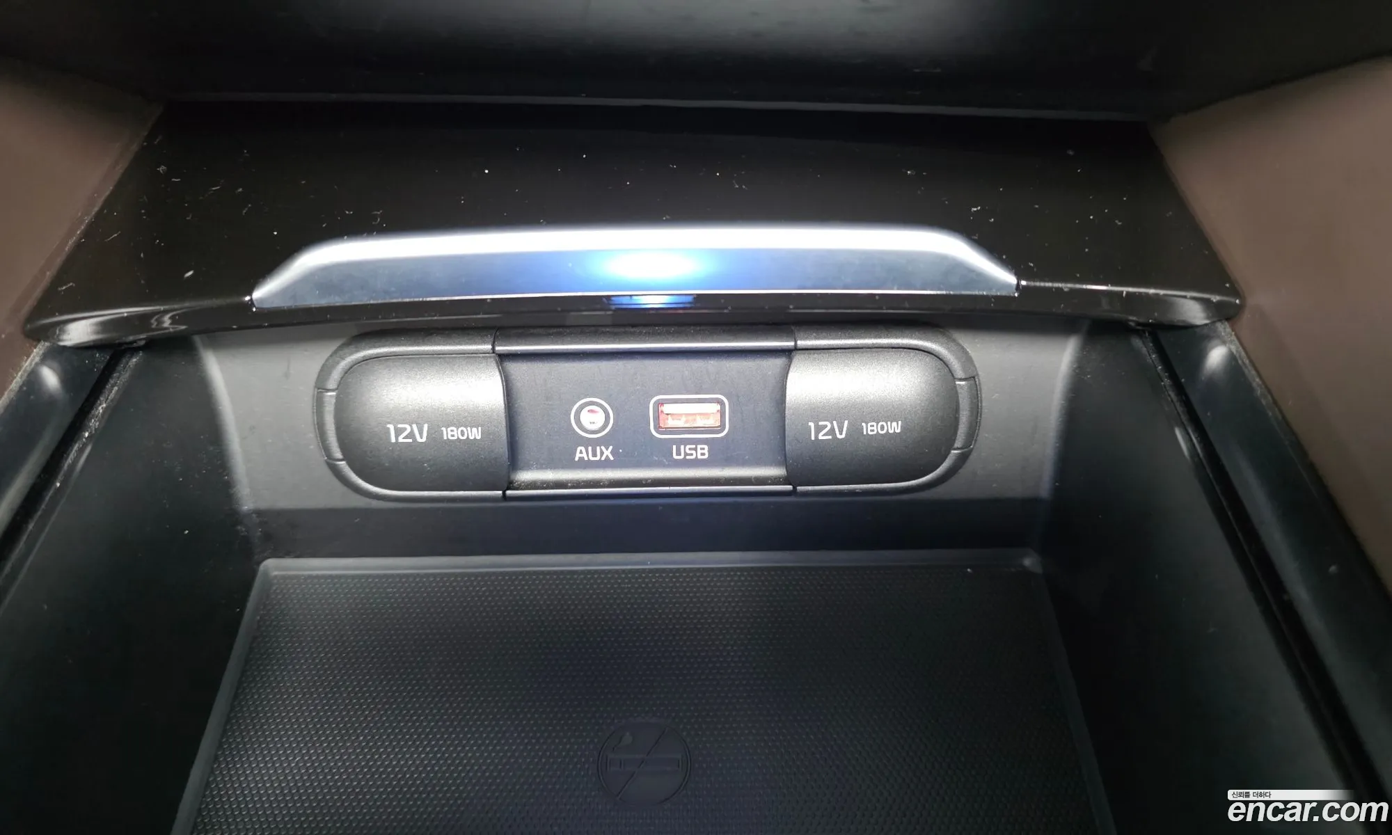 Kia K7 2017 KNALB415BHA080925 — 33