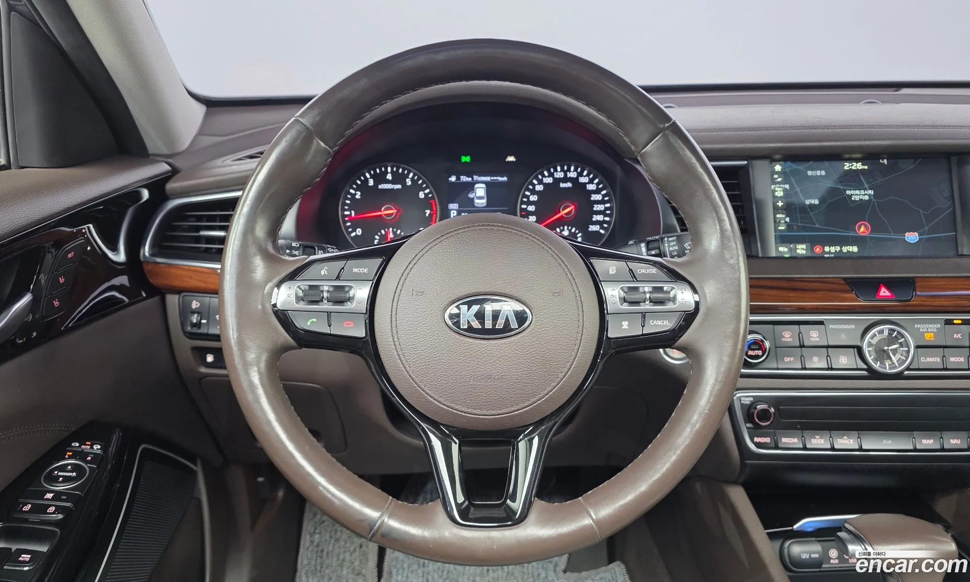 Kia K7 2017 KNALB415BHA080925 — 21