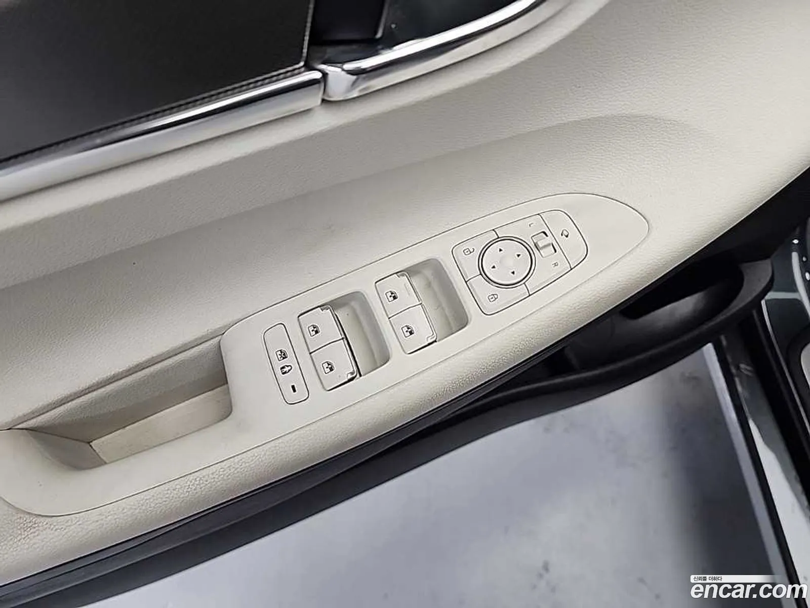 Hyundai Grandeur IG Hybrid 2021 — 6