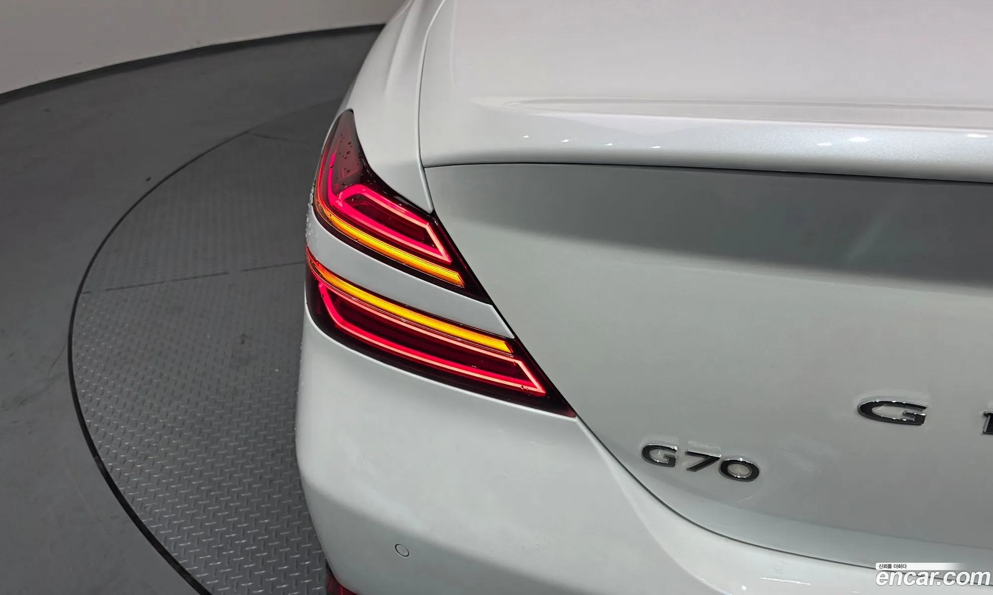Genesis G70 2021 — 23