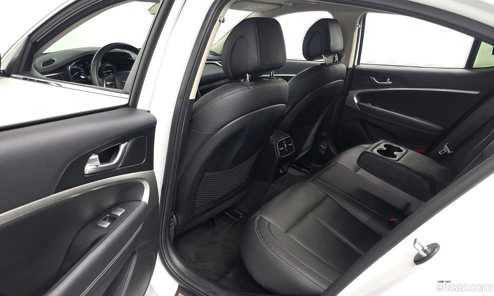 Genesis G70 2021 — 31