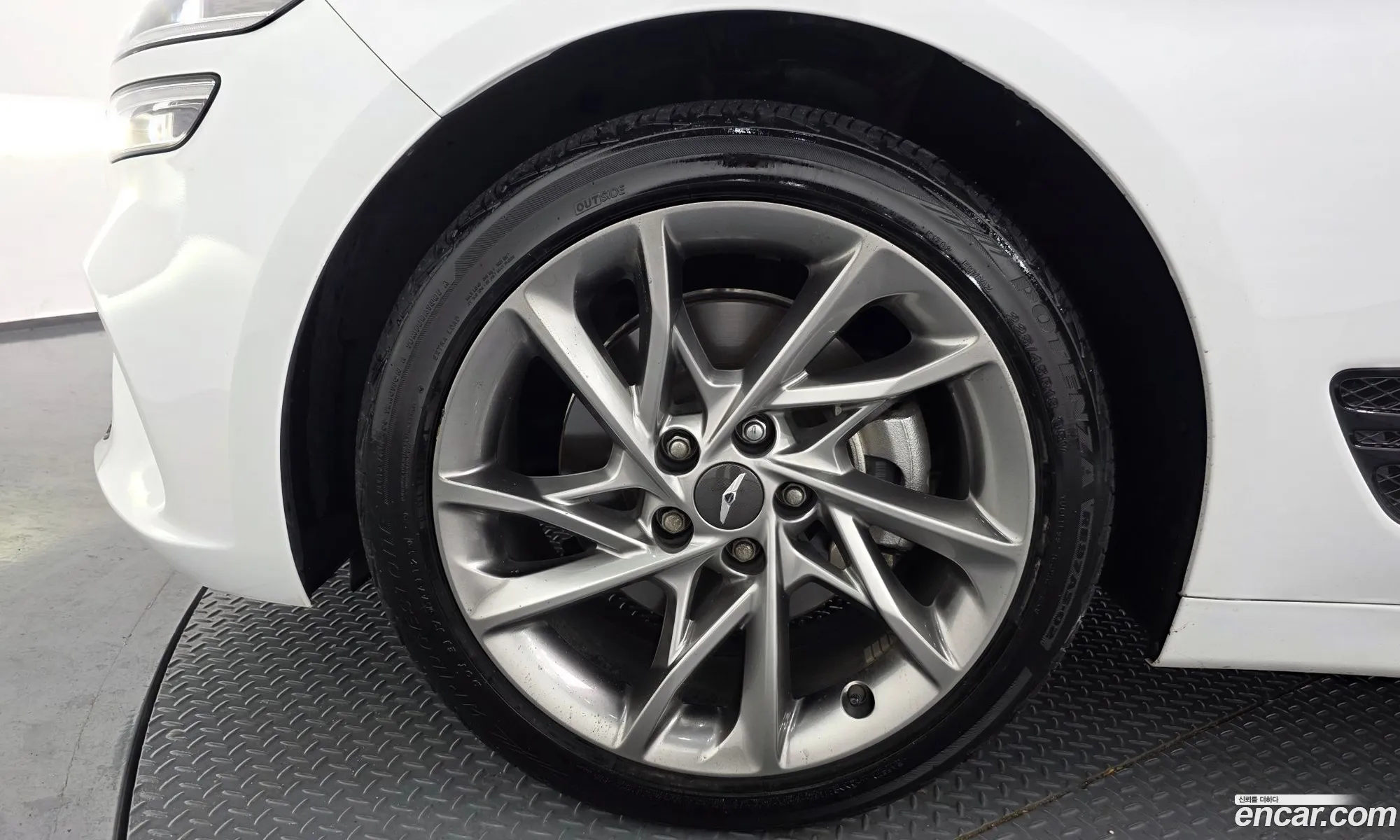 Genesis G70 2021 — 19