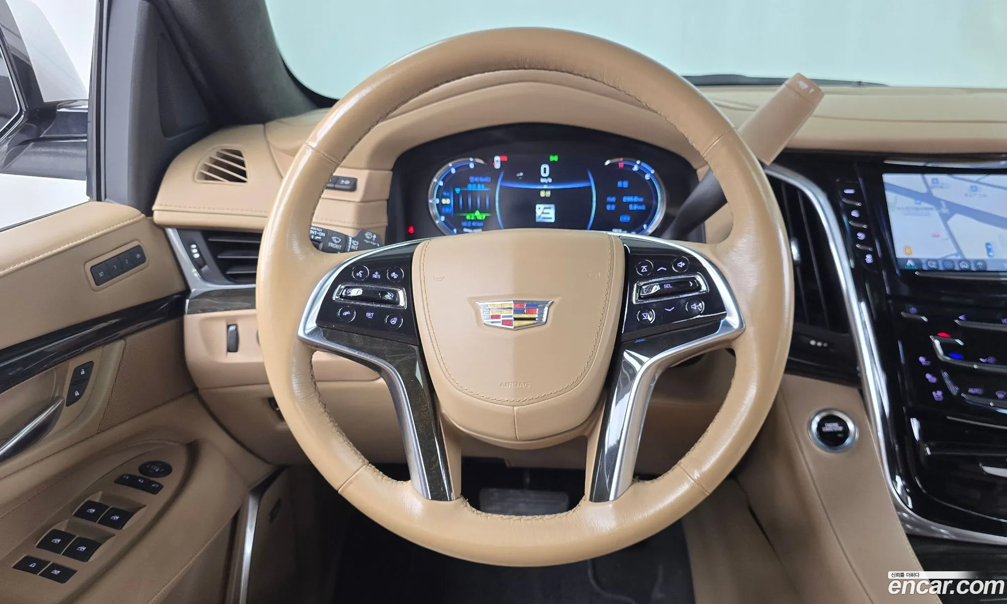 Cadillac Escalade 2019 — 3