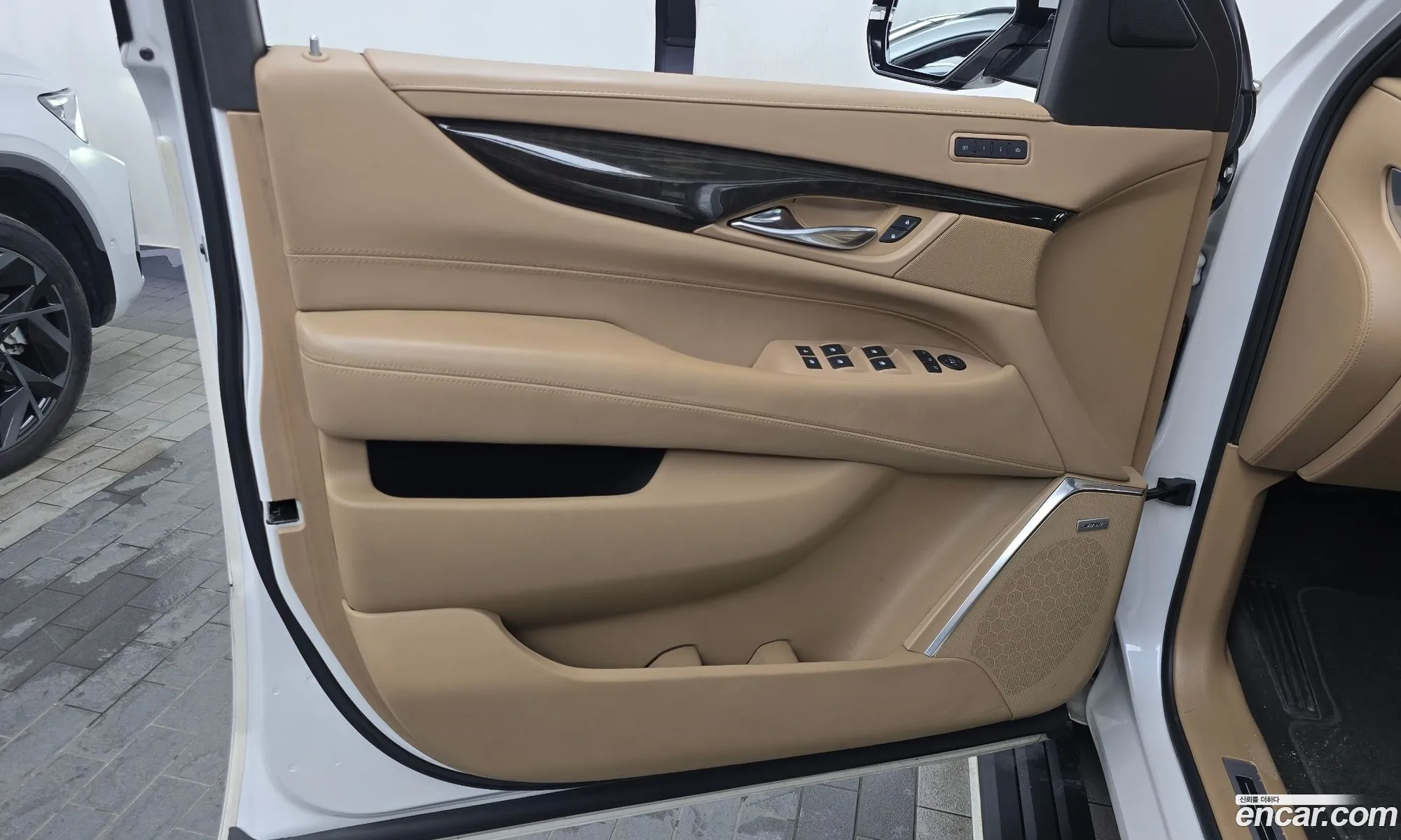 Cadillac Escalade 2019 — 6