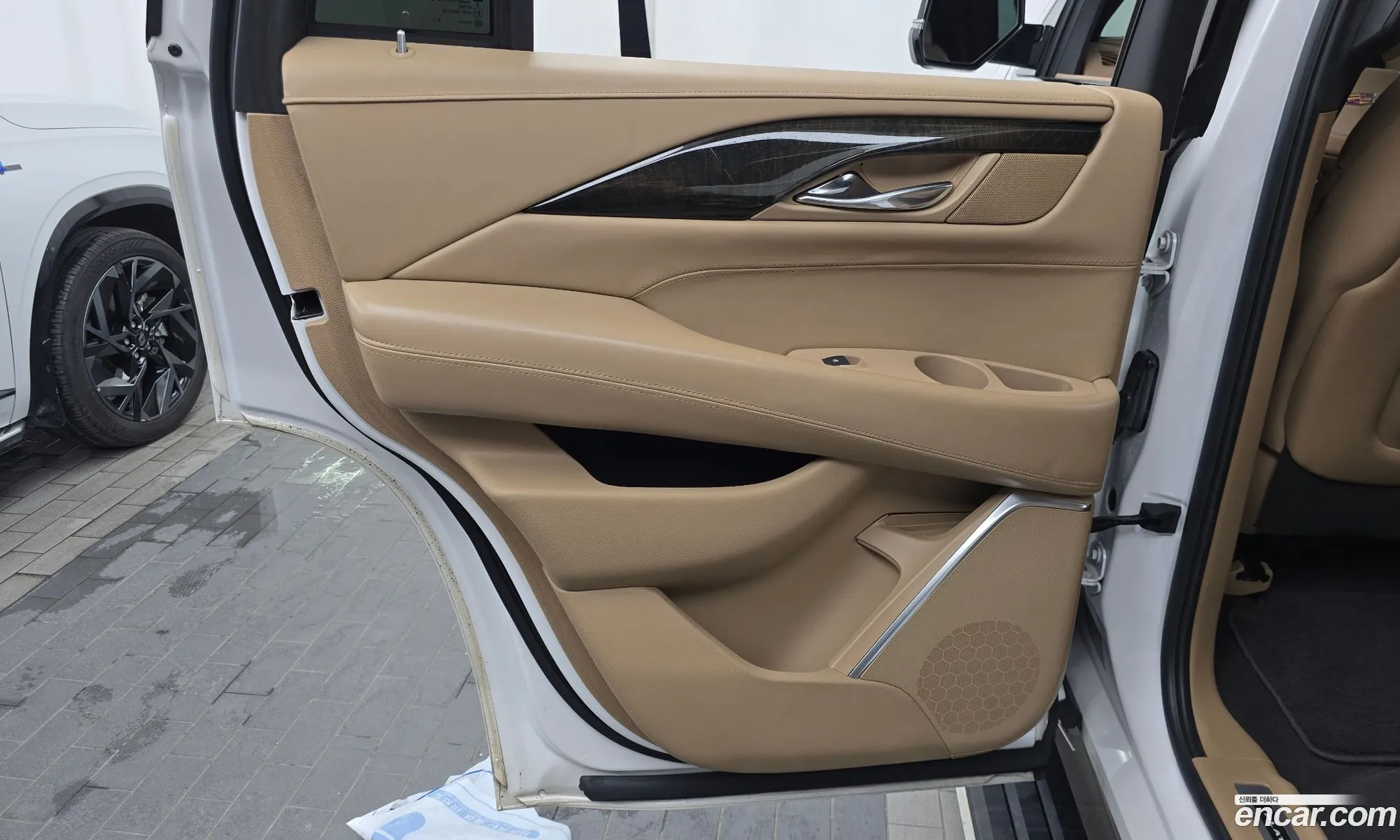Cadillac Escalade 2019 — 10