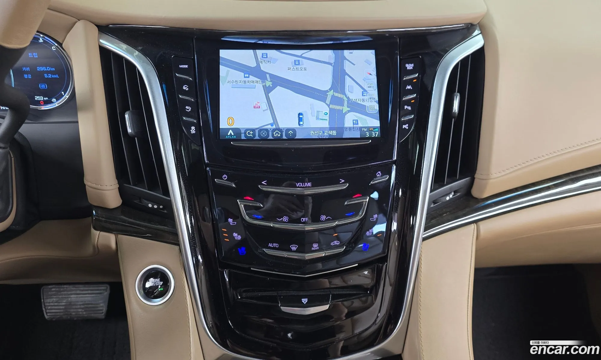 Cadillac Escalade 2019 — 14