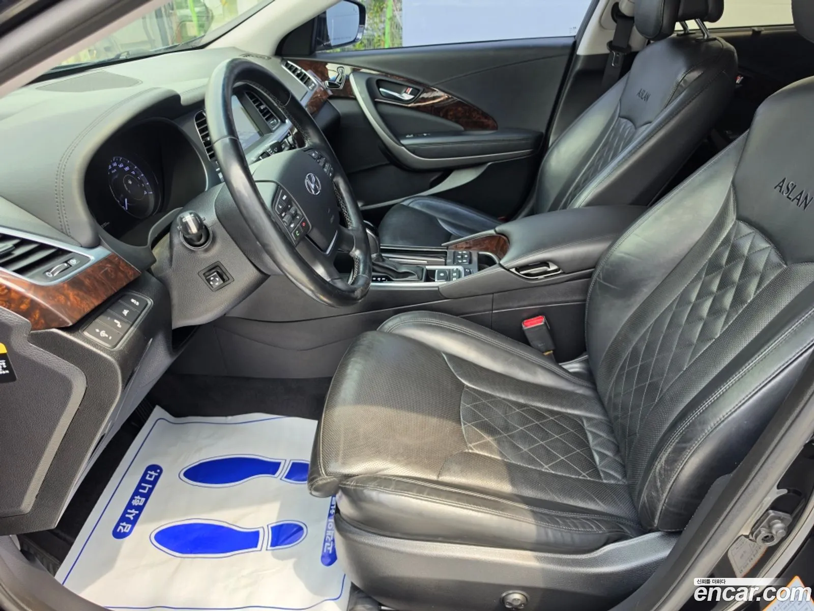Hyundai Aslan 2015 — 10