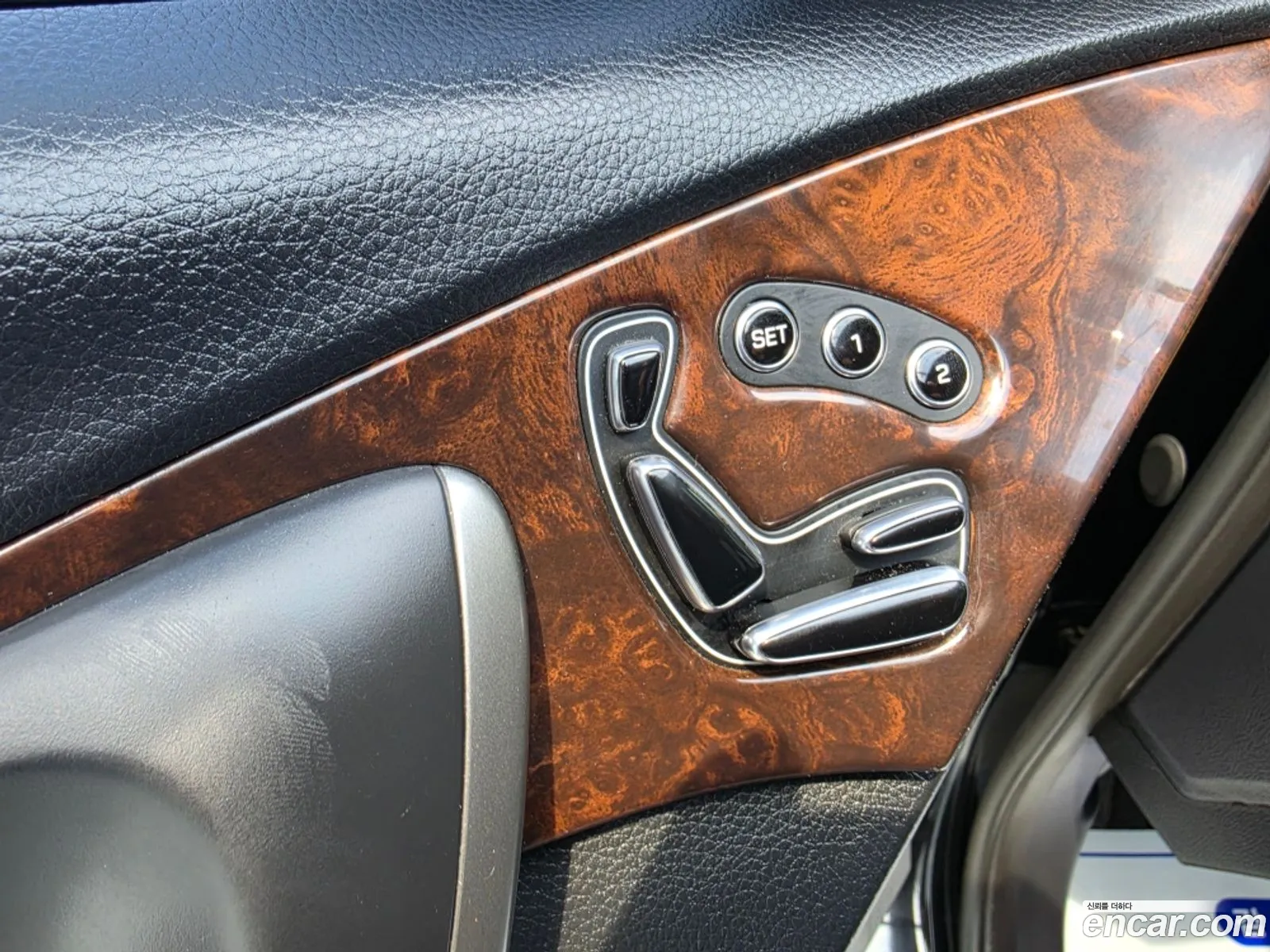 Hyundai Aslan 2015 — 11