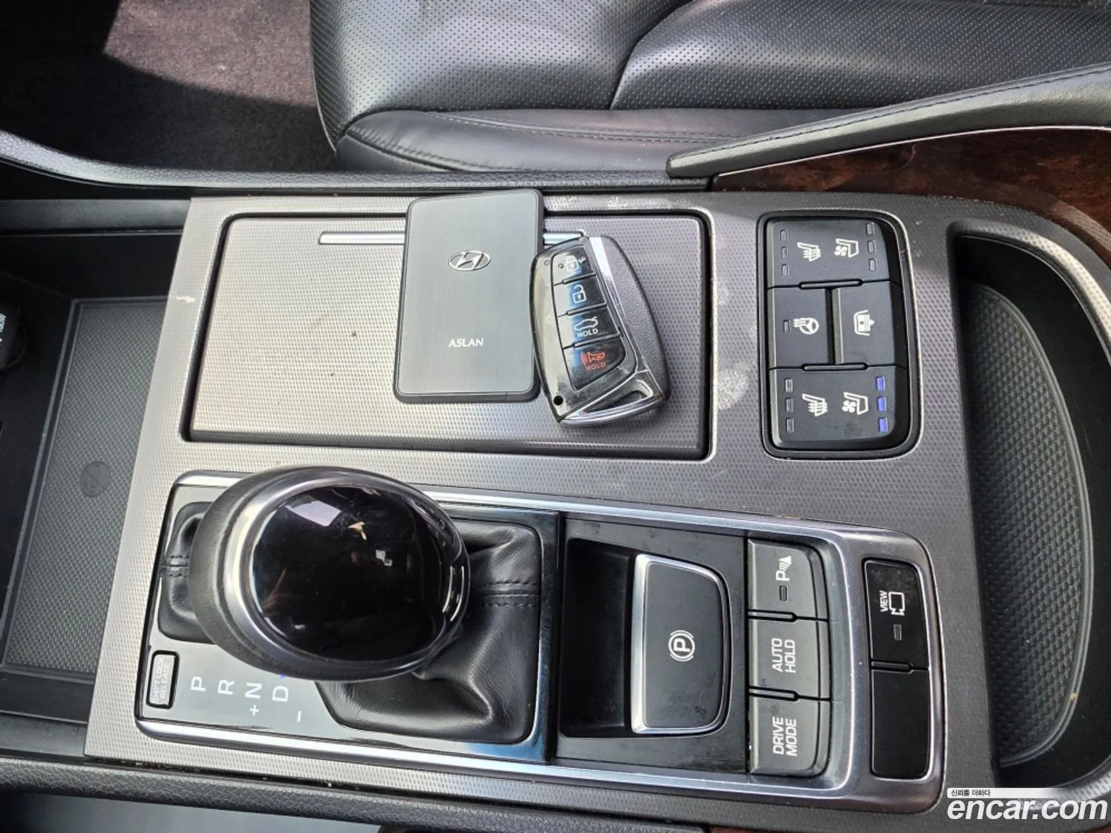 Hyundai Aslan 2015 — 13