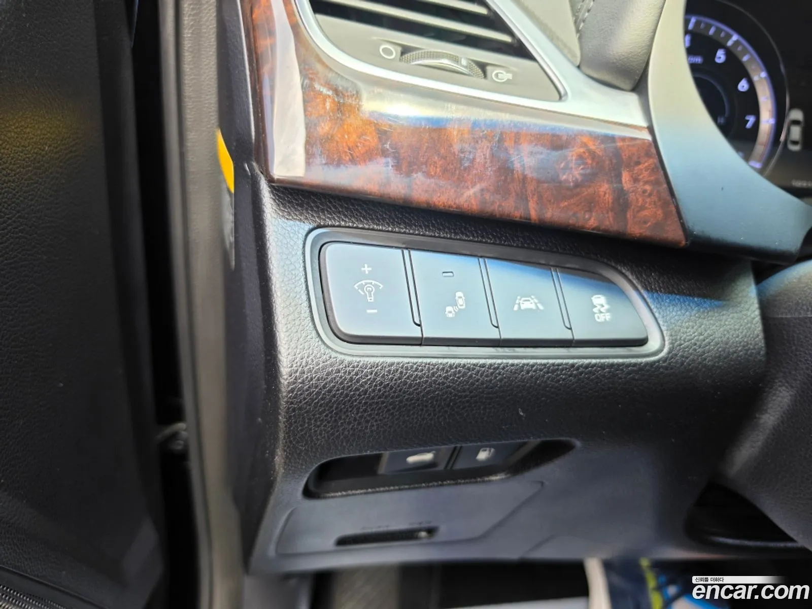 Hyundai Aslan 2015 — 5