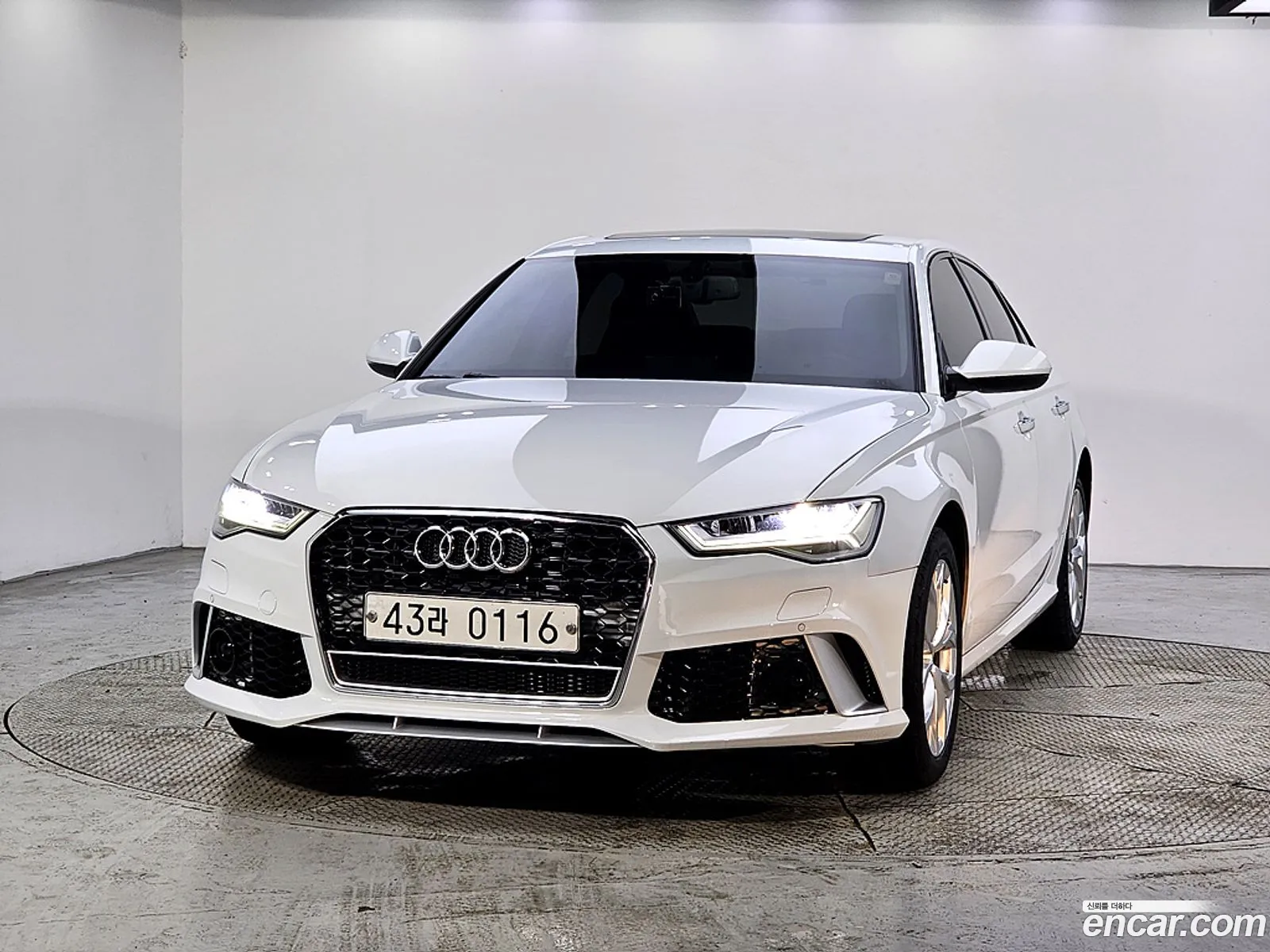 Audi A6 2016 — 11