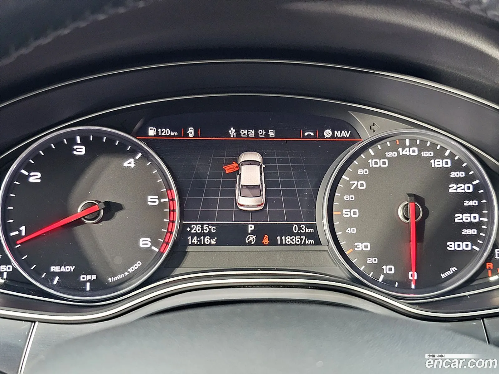 Audi A6 2016 — 12