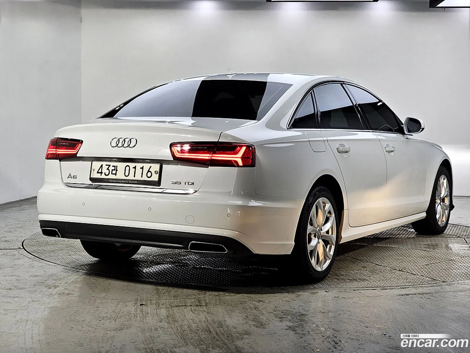 Audi A6 2016 — 10