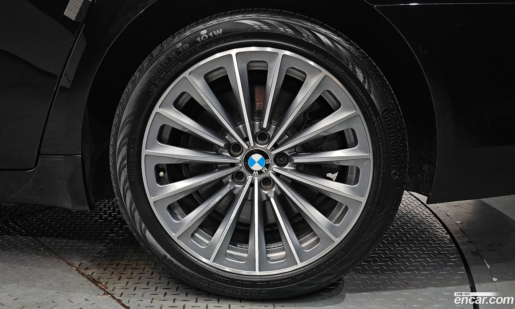 BMW 7 Series 2013 WBAYF8100ED184996 — 11