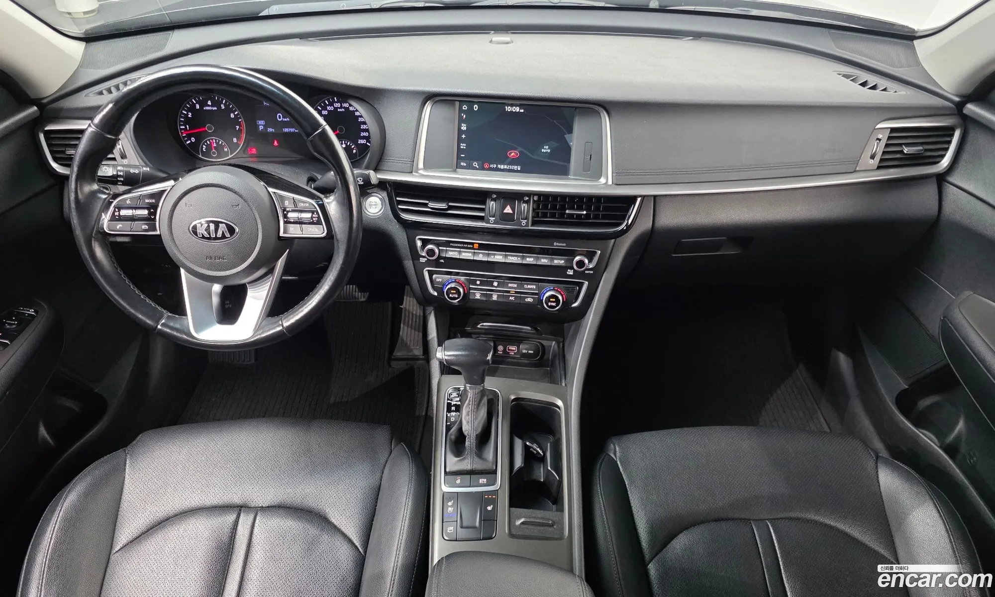 Kia K5 2019 KNAGT416BLA363295 — 17