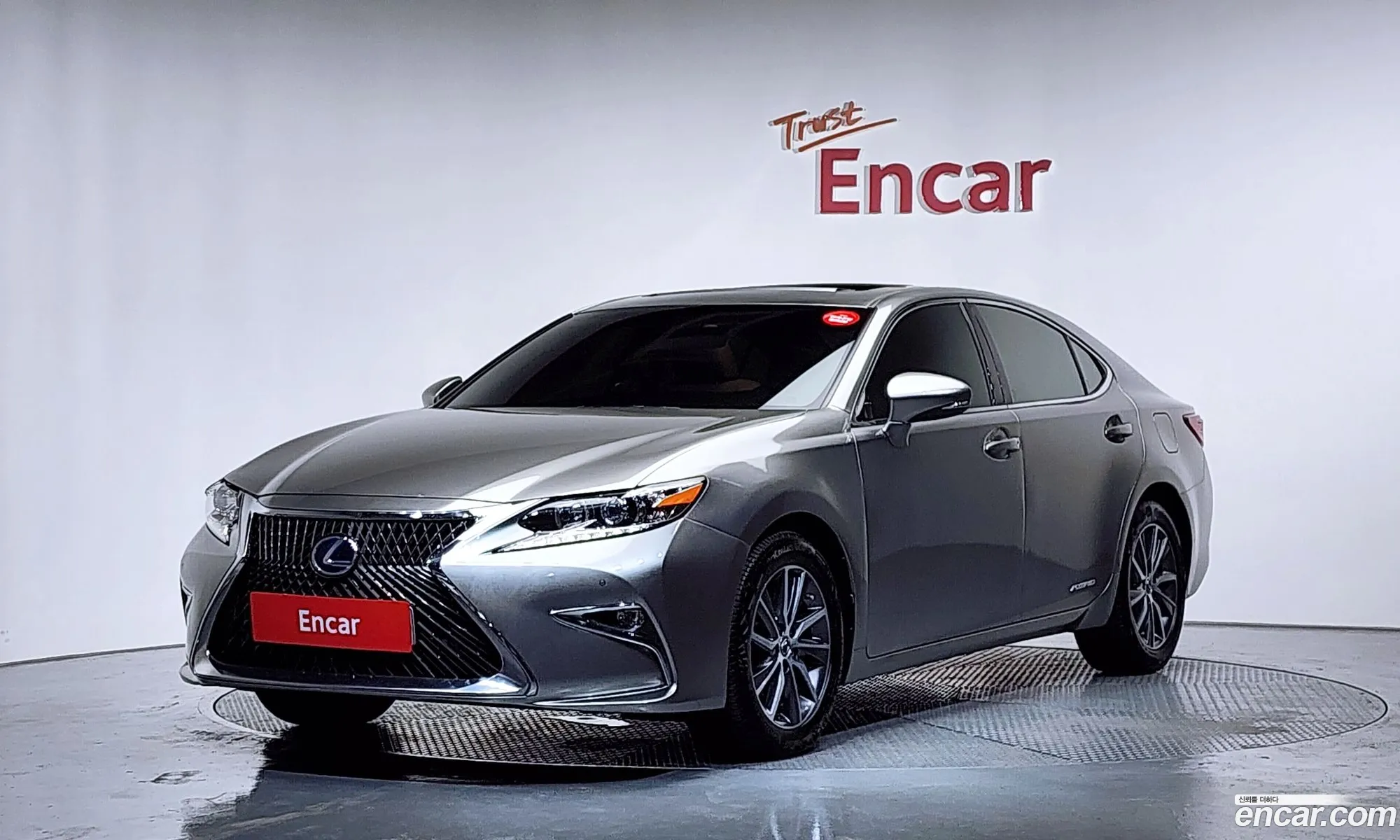 Lexus ES300h 2016 — 8