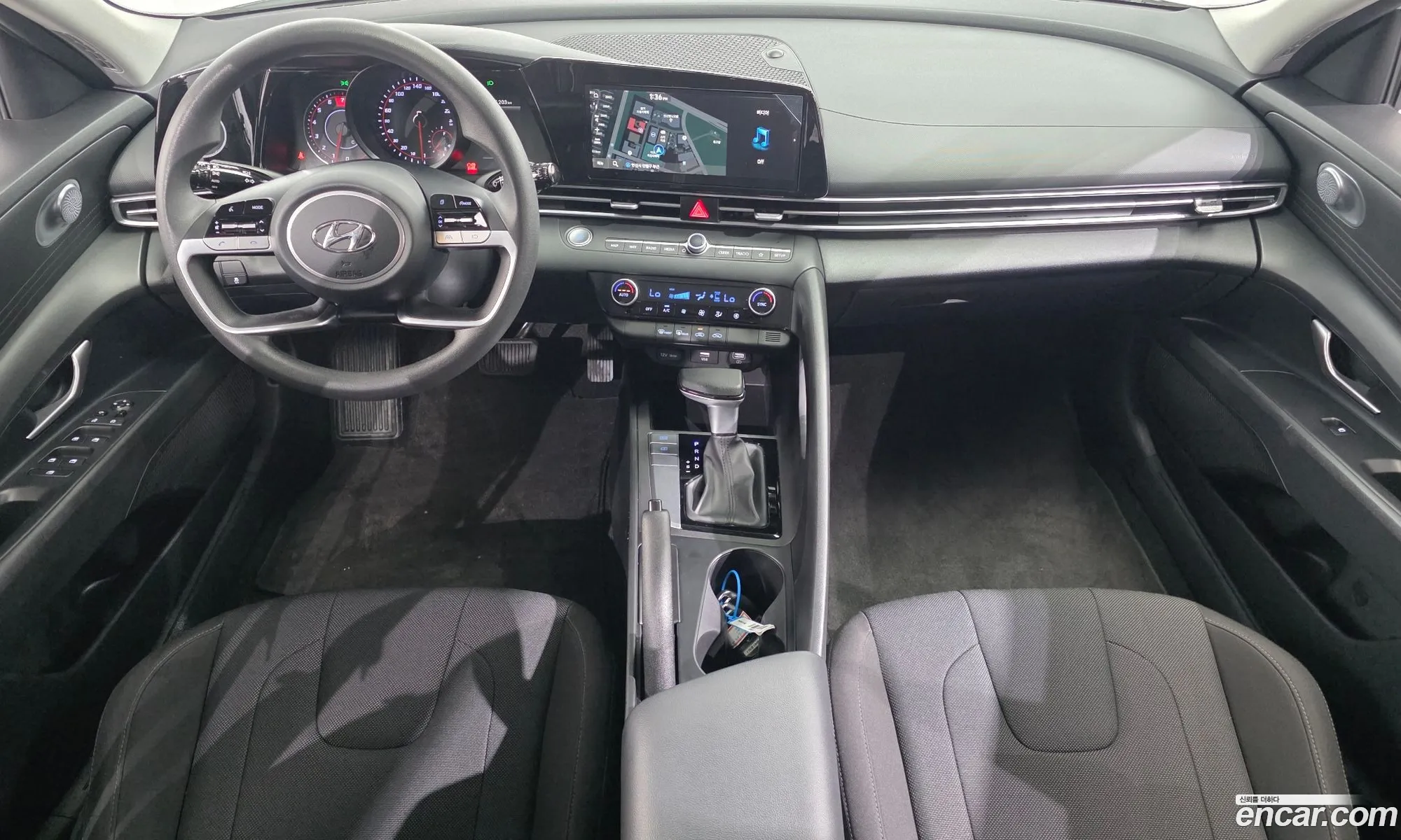Hyundai Elantra 2021 — 2